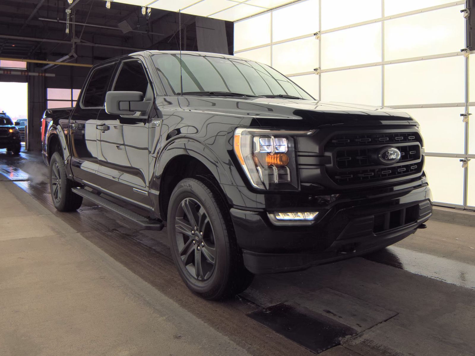 2023 Ford F-150 Hybrid XLT AWD
