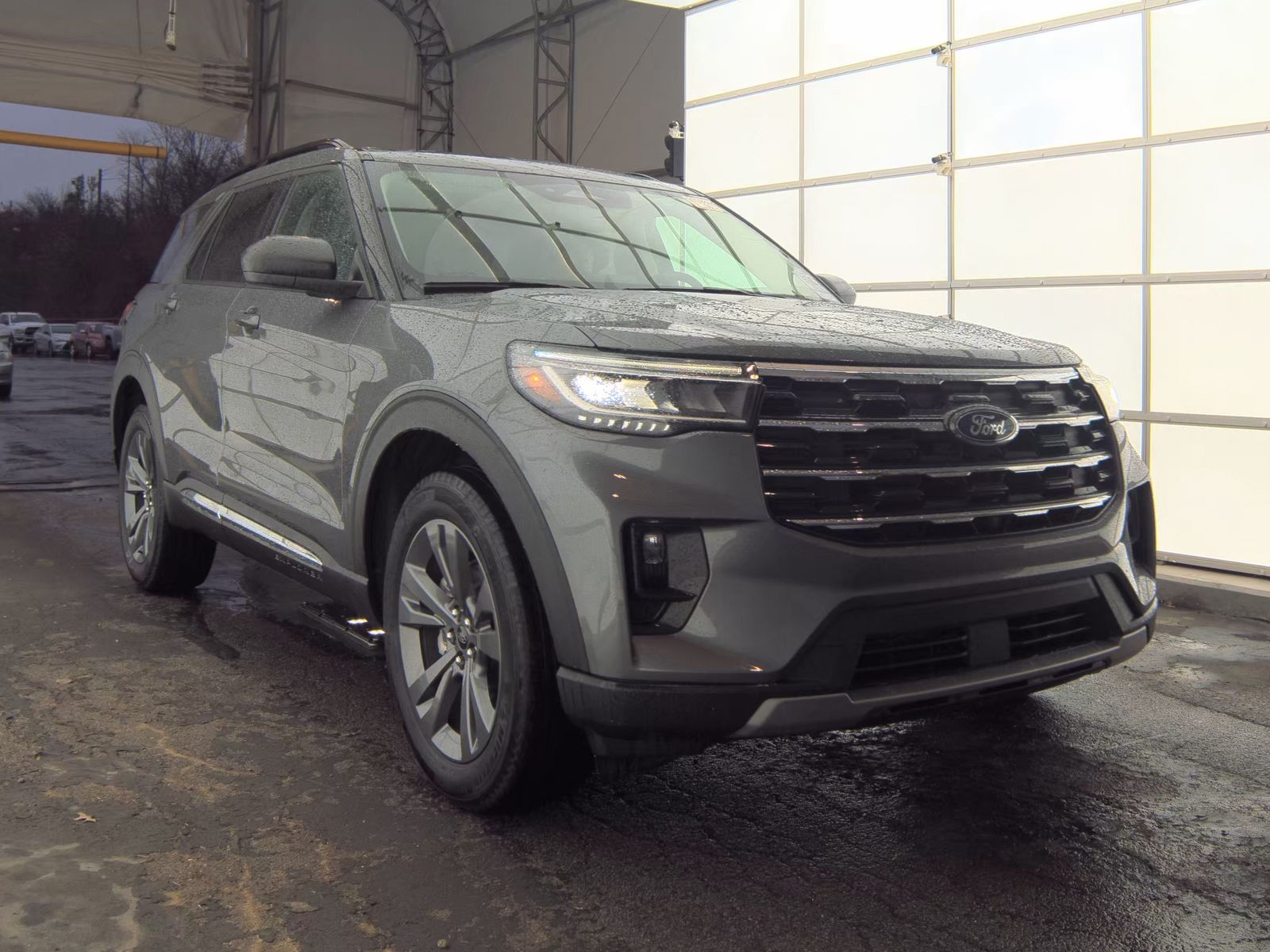 2025 Ford Explorer Active AWD
