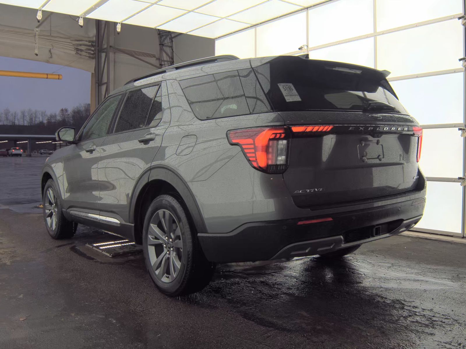 2025 Ford Explorer Active AWD