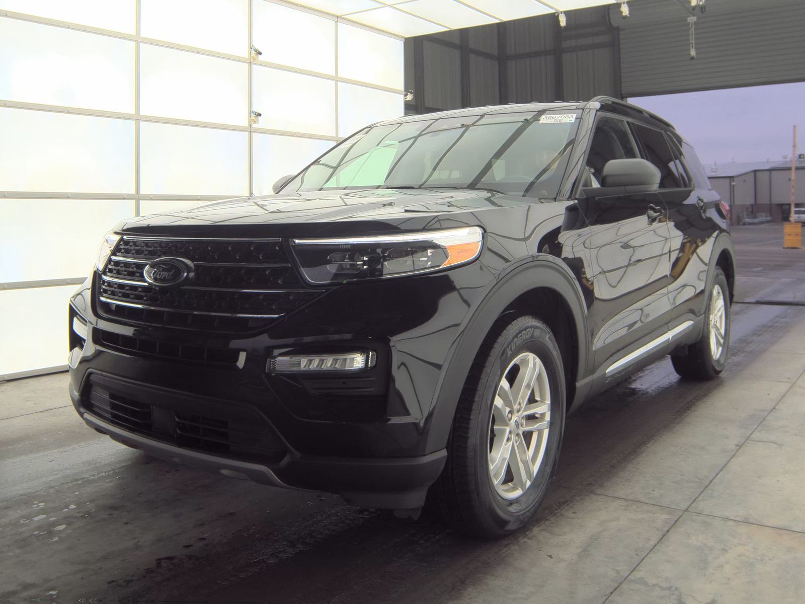 2023 Ford Explorer XLT AWD