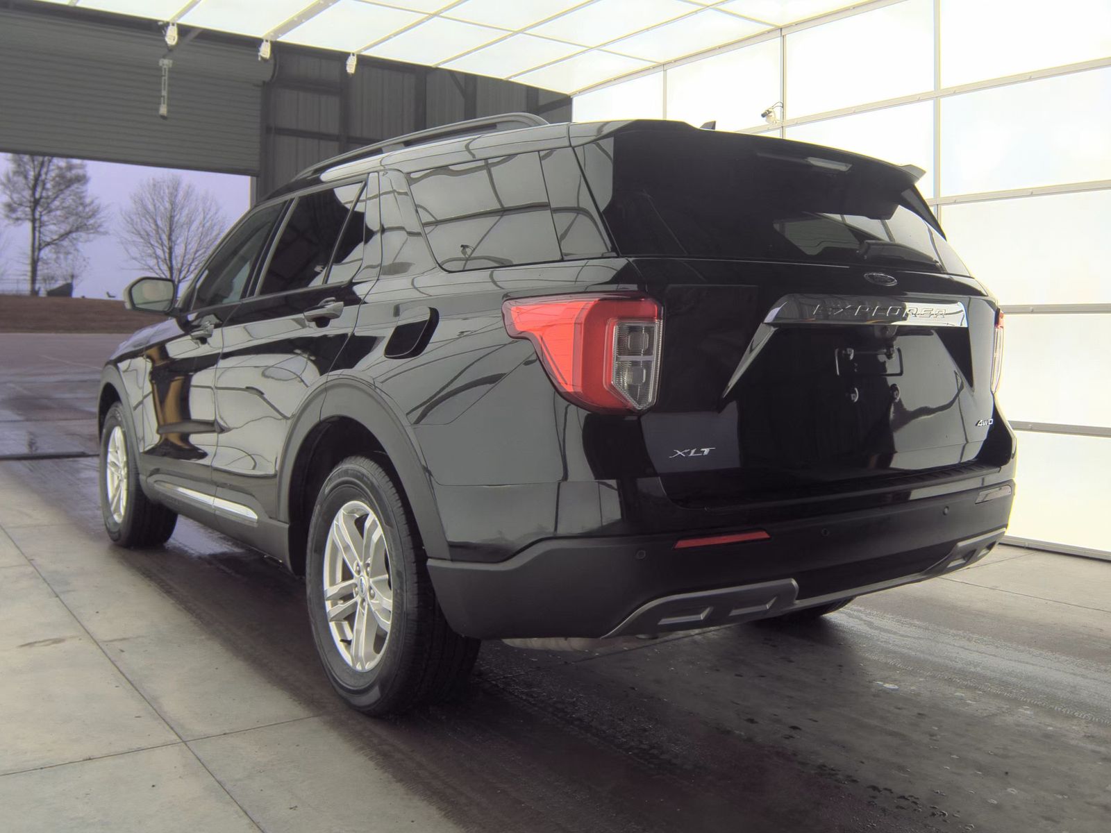 2023 Ford Explorer XLT AWD