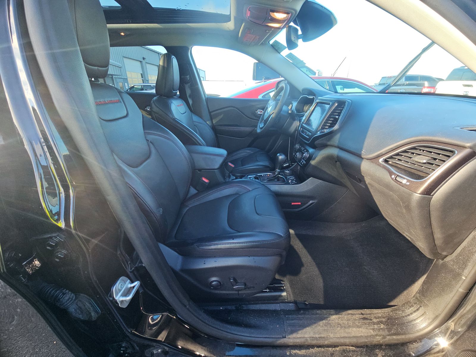 2022 Jeep Cherokee Trailhawk AWD