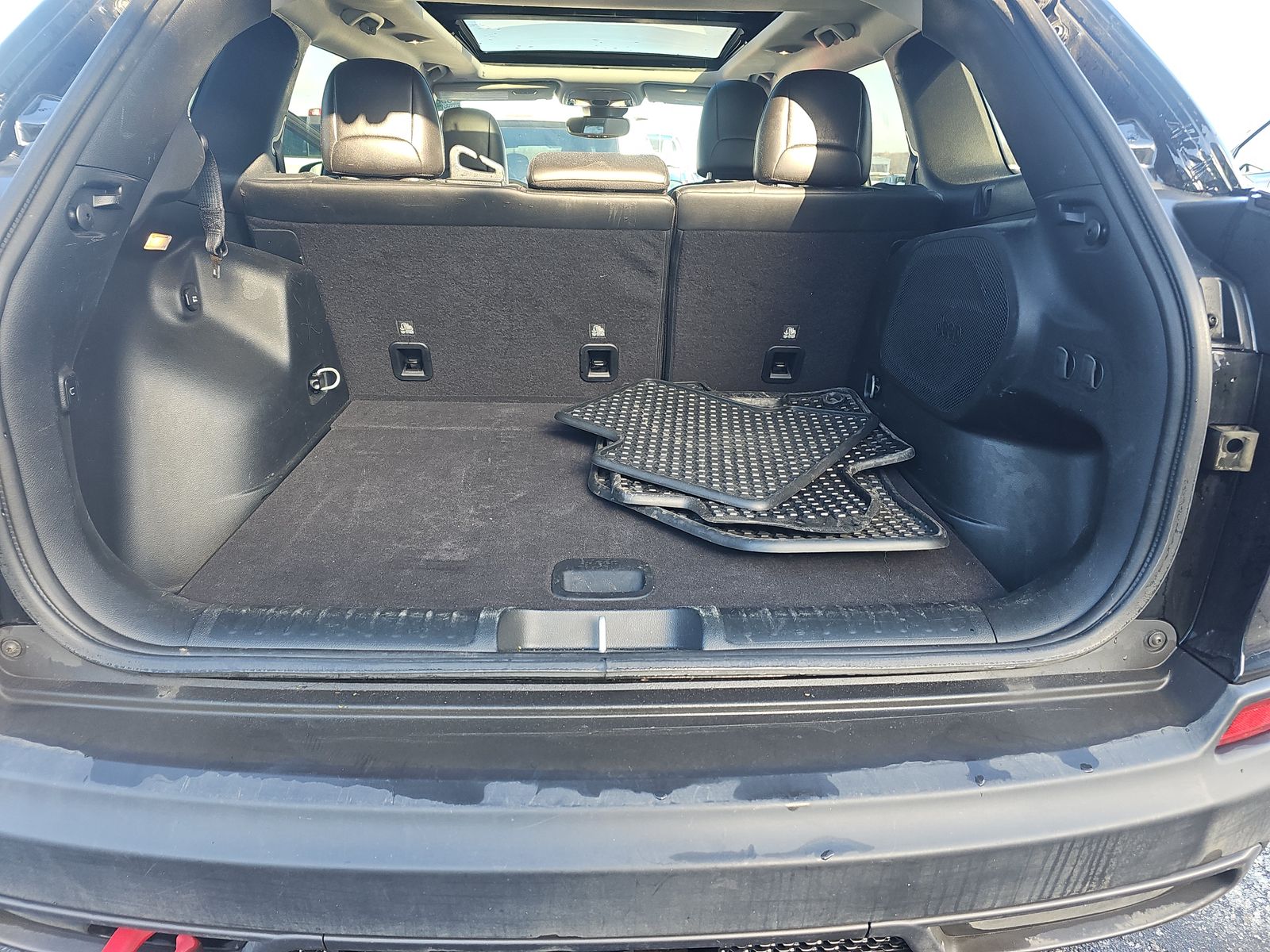 2022 Jeep Cherokee Trailhawk AWD