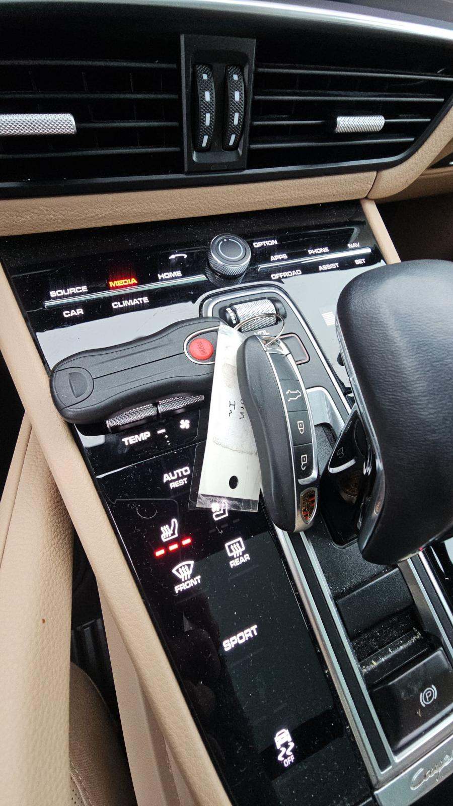 2022 Porsche Cayenne Base AWD