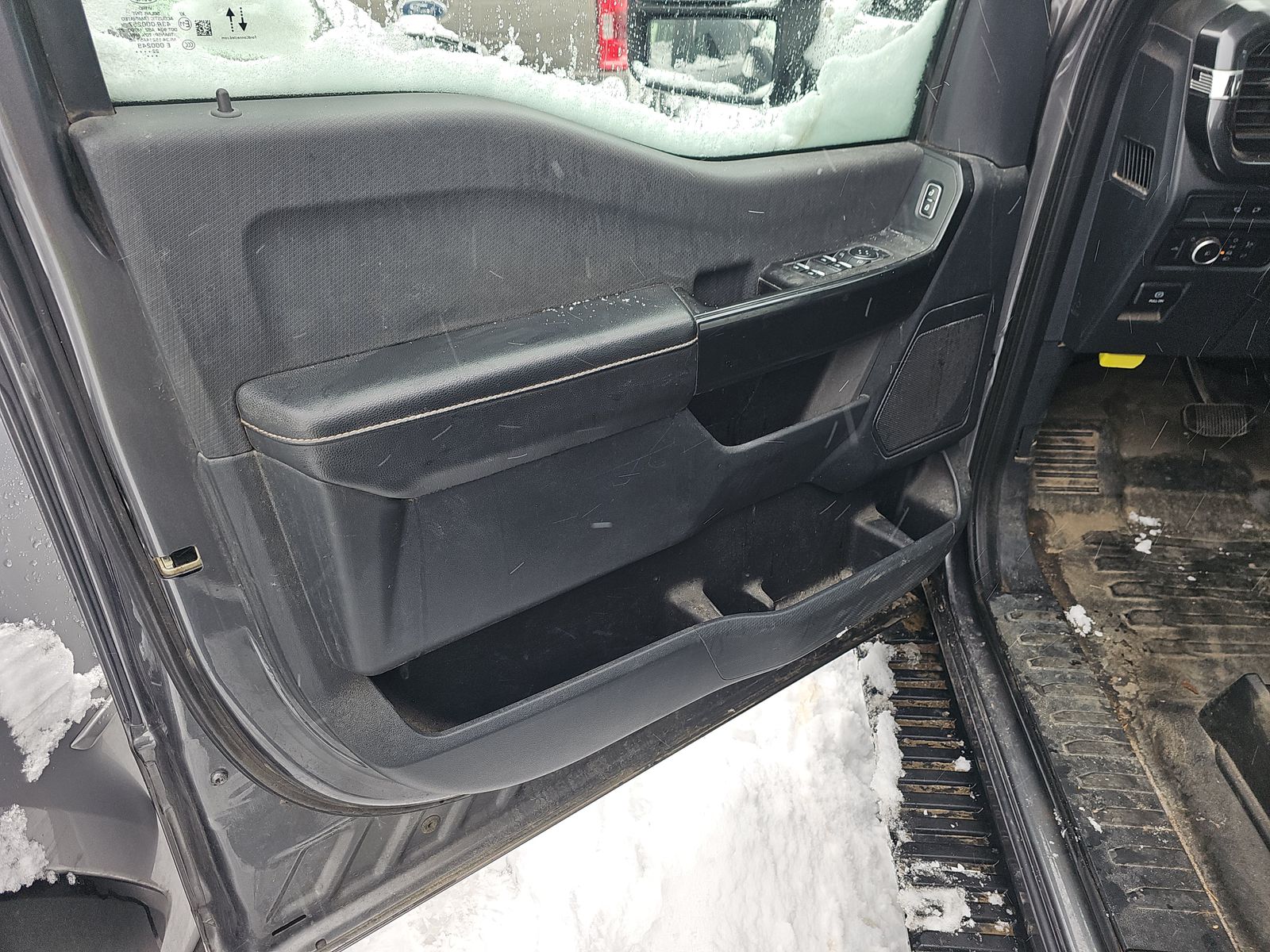 2022 Ford F-150 XL AWD