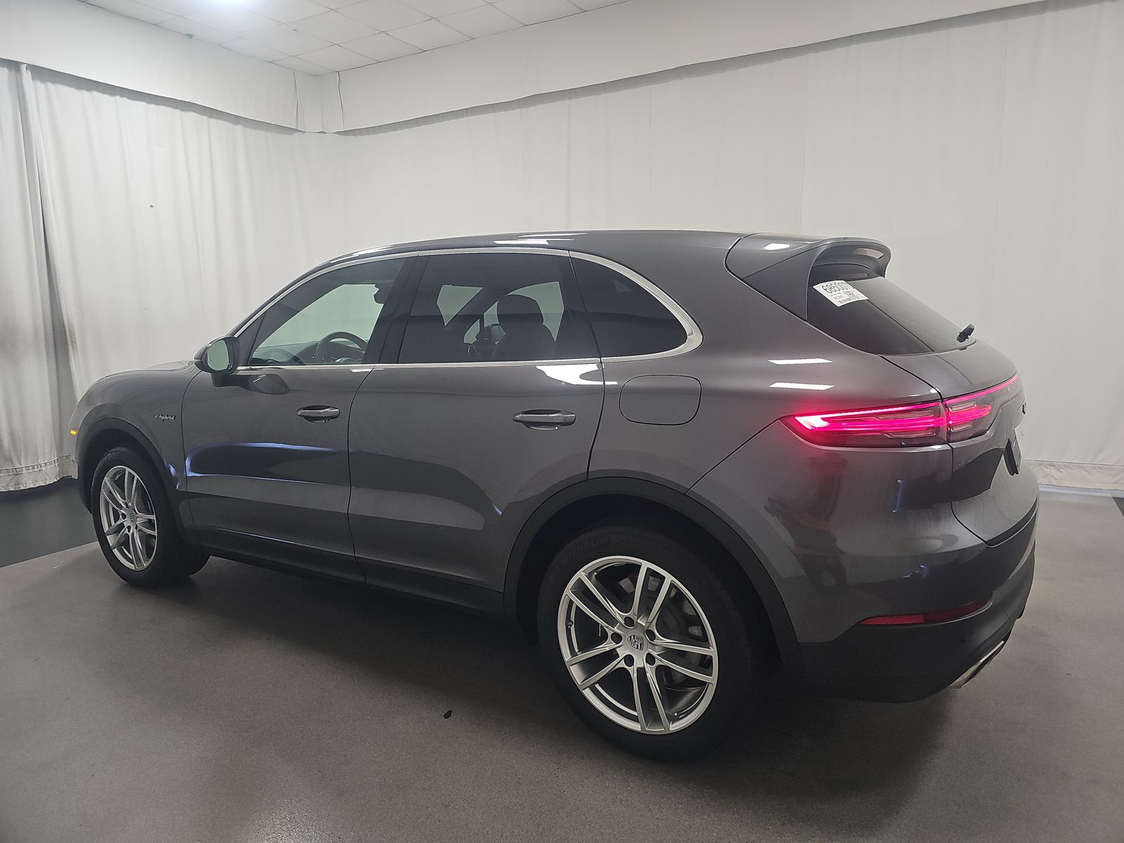 2023 Porsche Cayenne E-Hybrid AWD