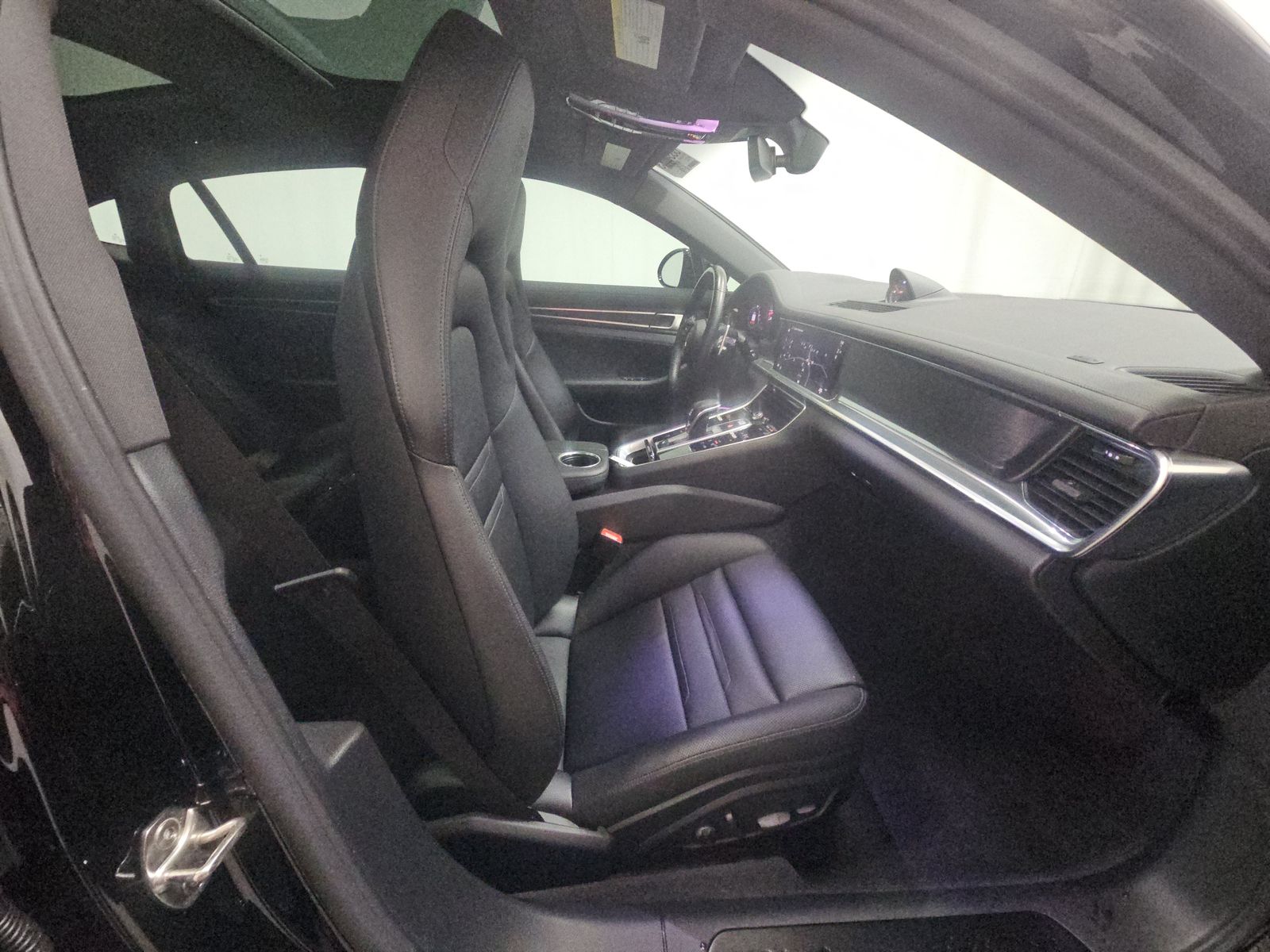 2023 Porsche Panamera Platinum Edition RWD