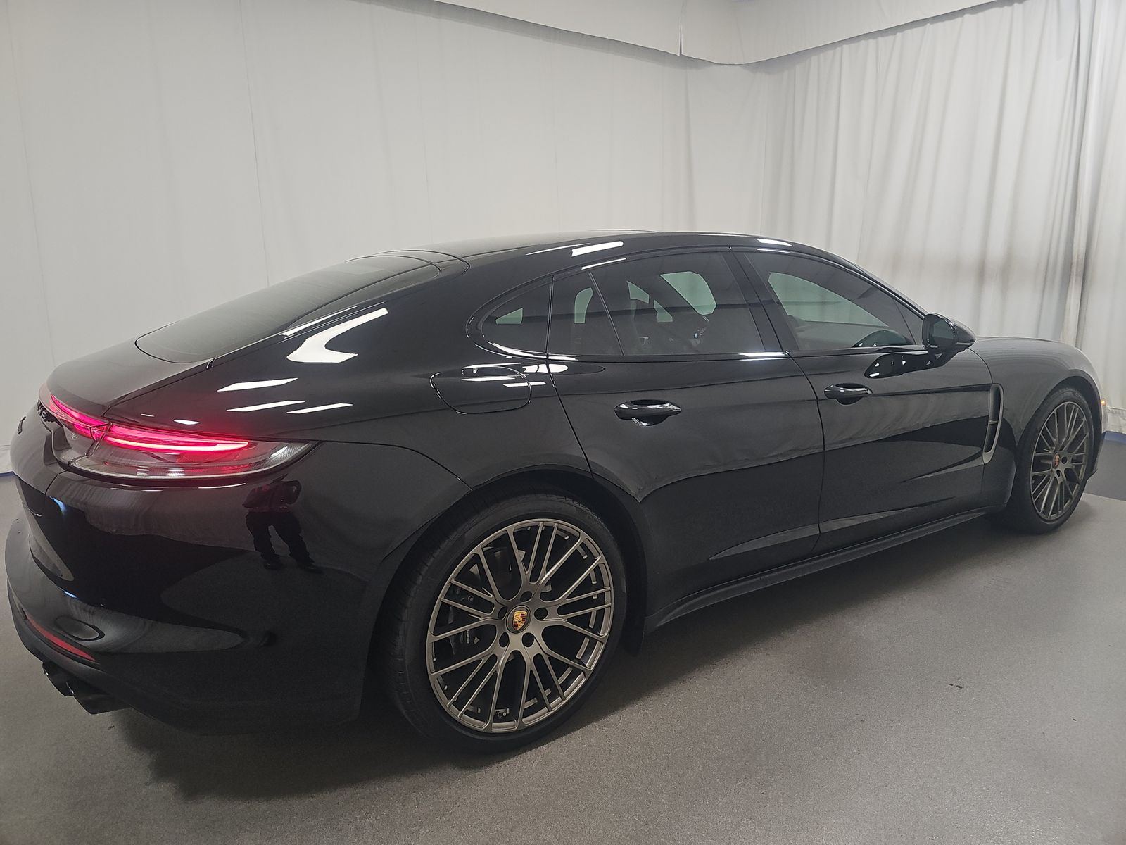 2023 Porsche Panamera Platinum Edition RWD