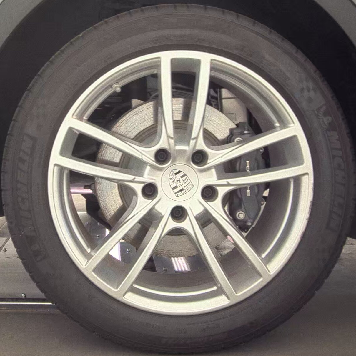 2023 Porsche Cayenne E-Hybrid AWD