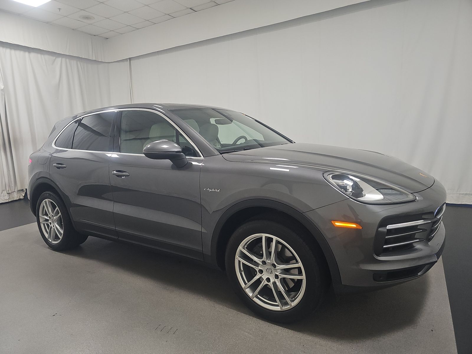 2023 Porsche Cayenne E-Hybrid AWD