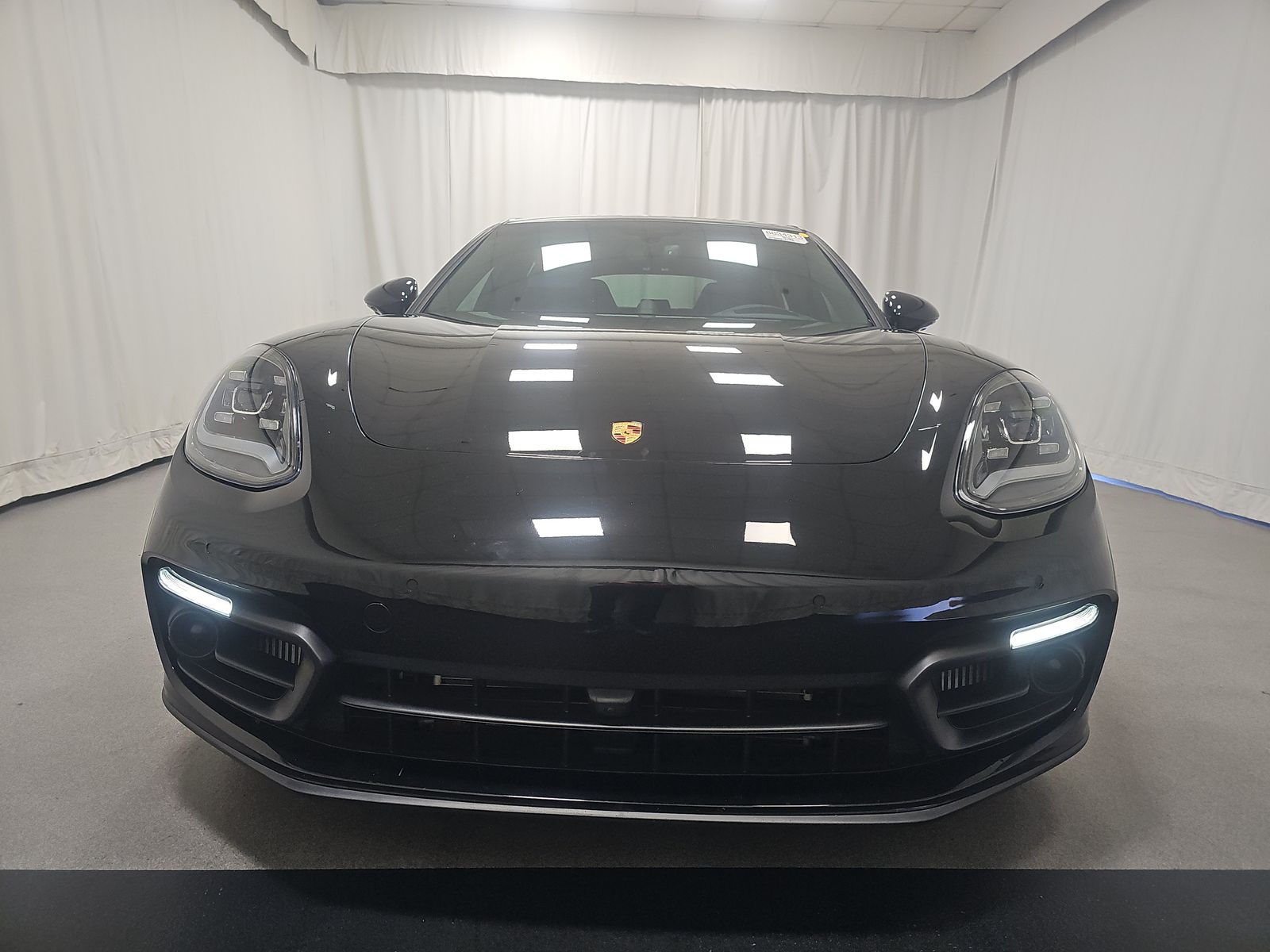 2023 Porsche Panamera Platinum Edition RWD