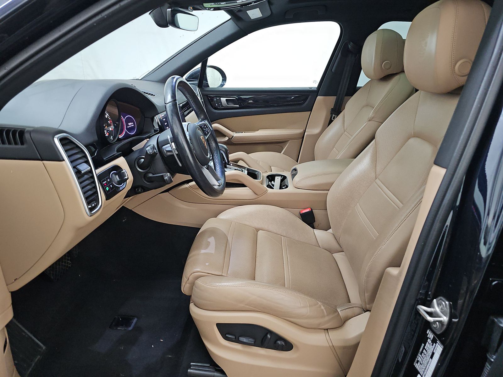 2022 Porsche Cayenne E-Hybrid AWD