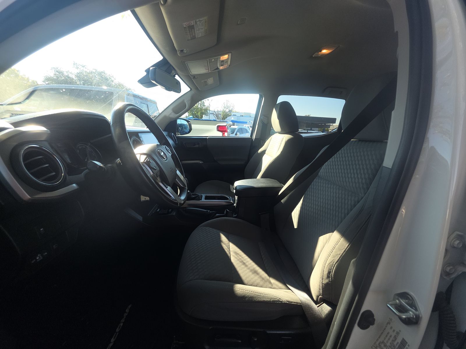 2022 Toyota Tacoma SR5 RWD