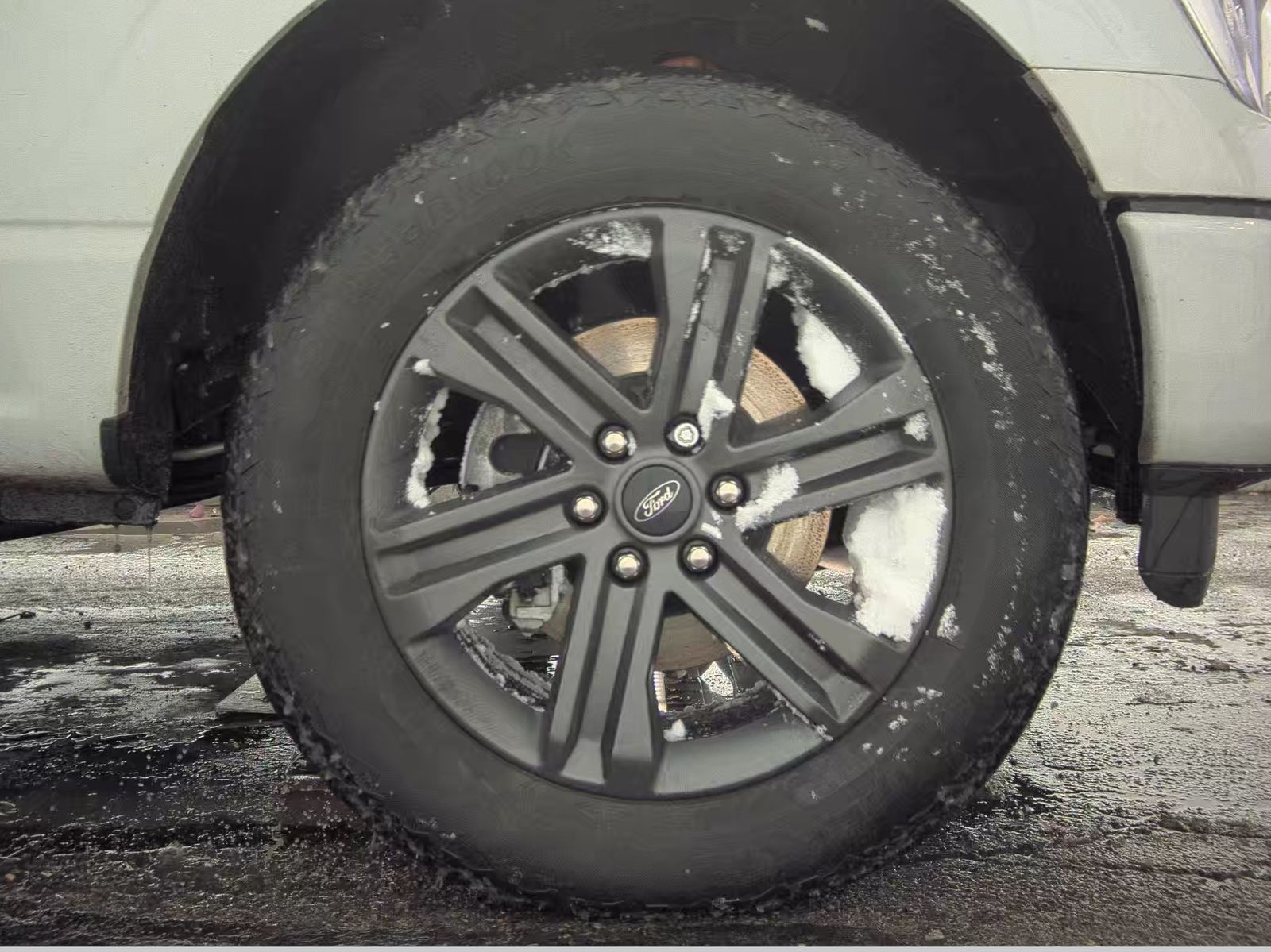 2023 Ford F-150 Hybrid Lariat AWD