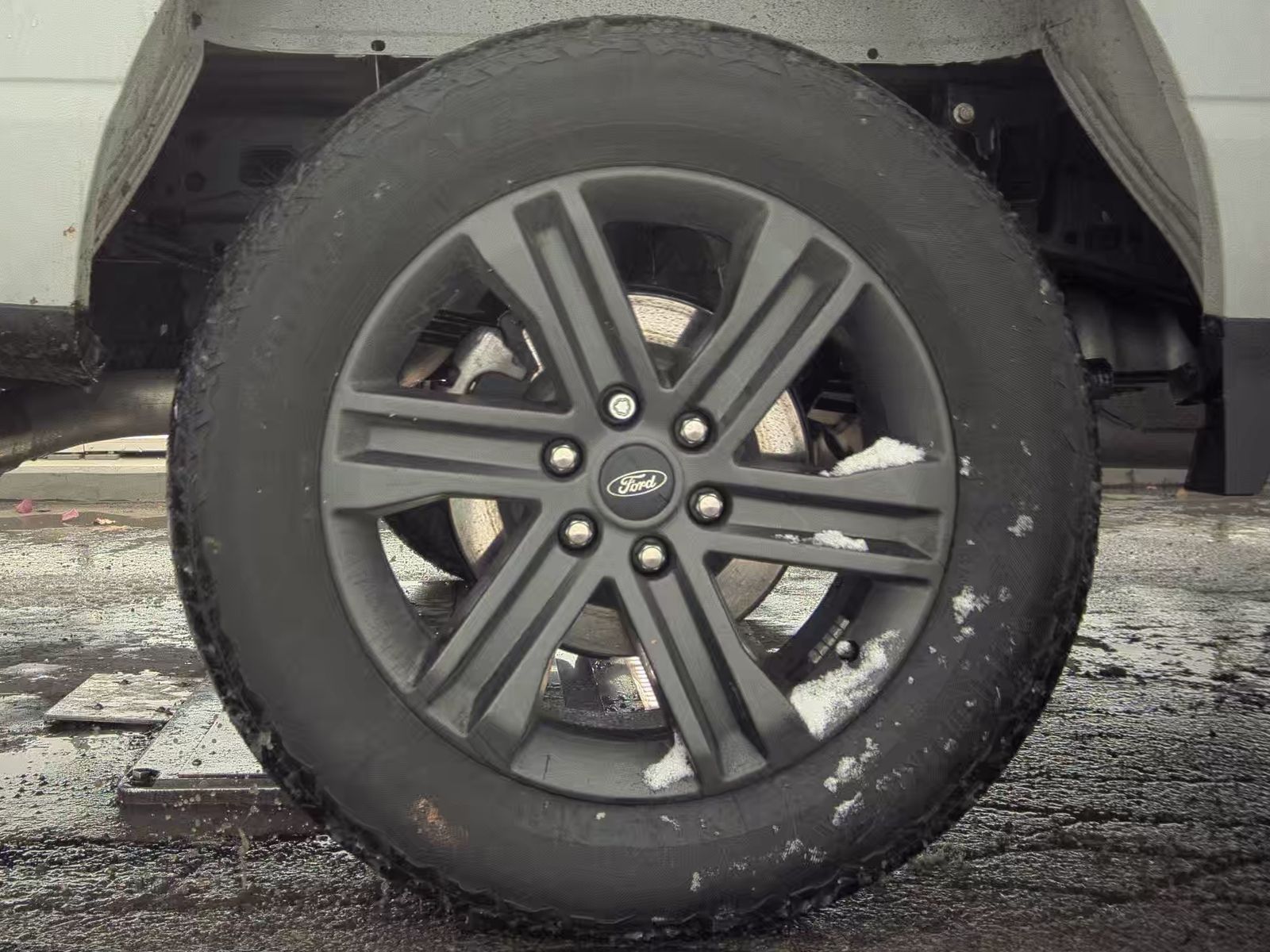 2023 Ford F-150 Hybrid Lariat AWD