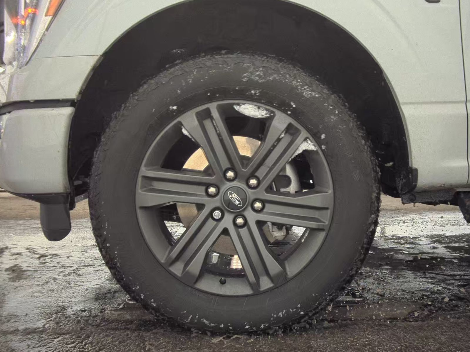 2023 Ford F-150 Hybrid Lariat AWD