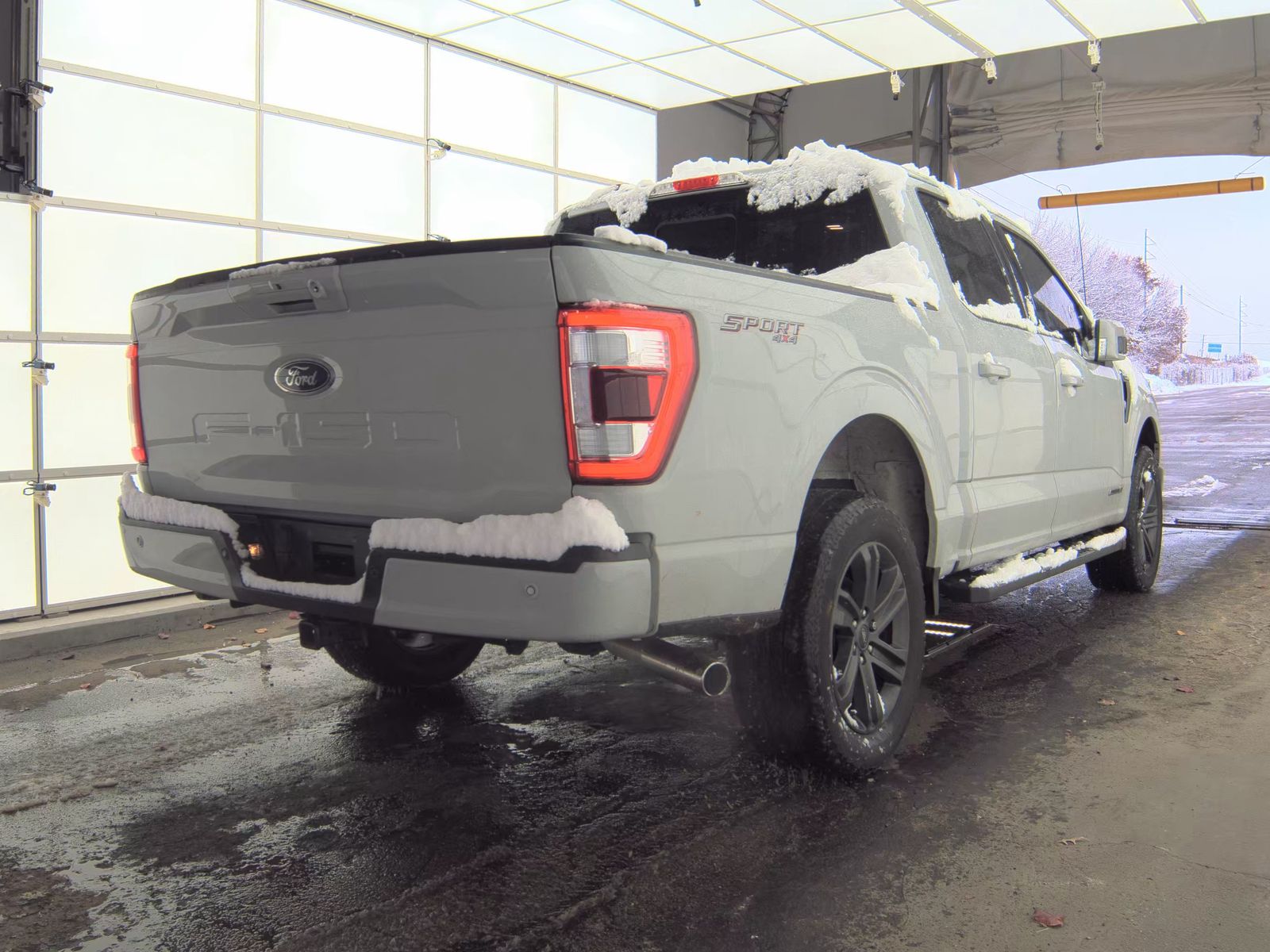 2023 Ford F-150 Hybrid Lariat AWD