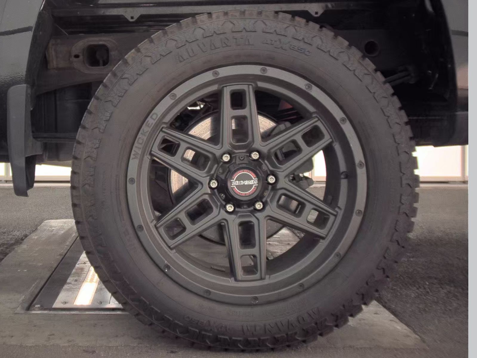 2022 Chevrolet Silverado 1500 Custom Trail Boss AWD