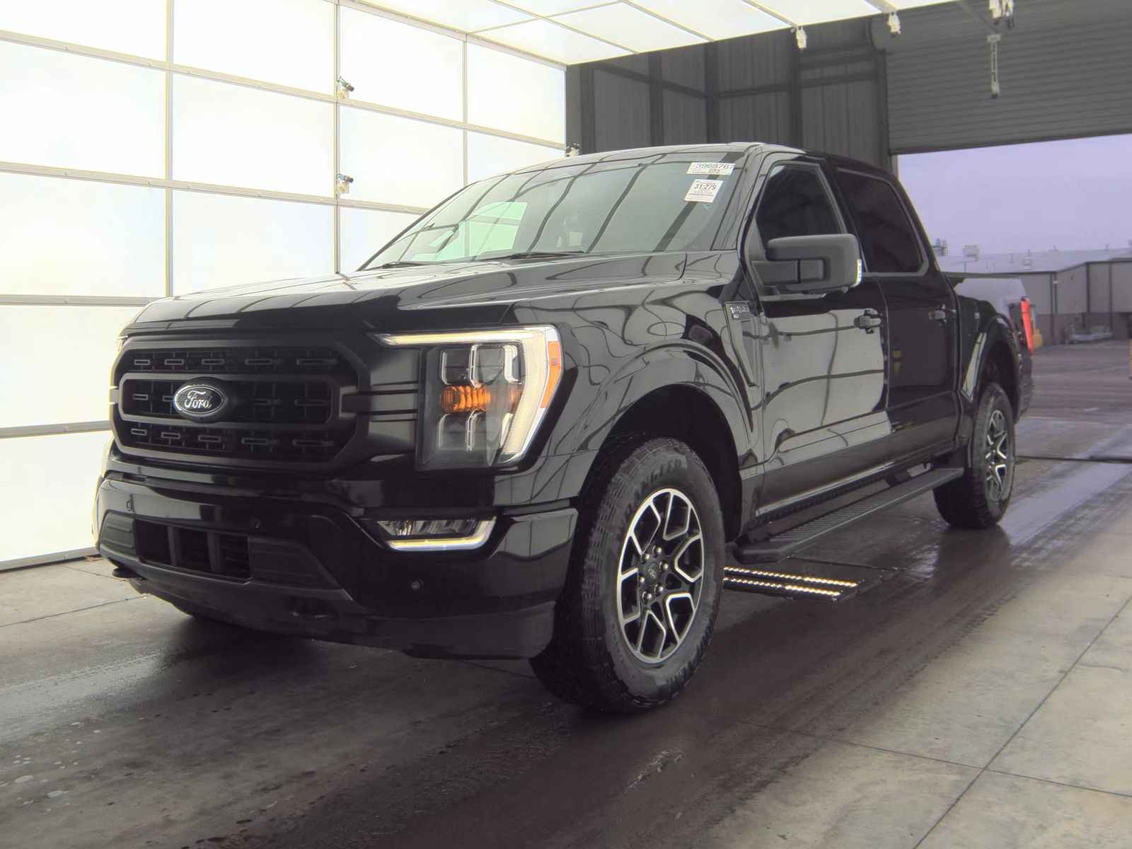 2022 Ford F-150 XLT AWD