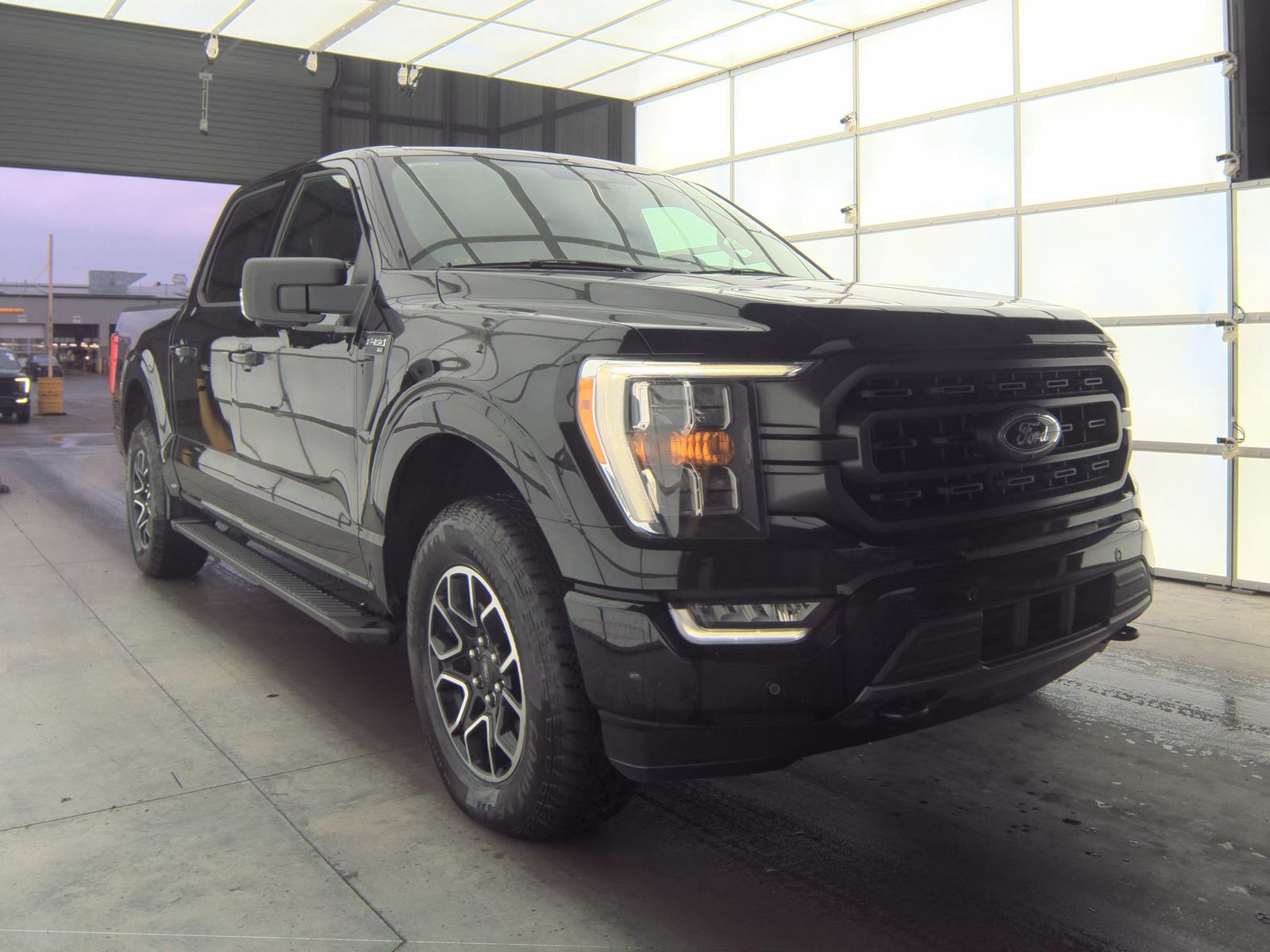 2022 Ford F-150 XLT AWD