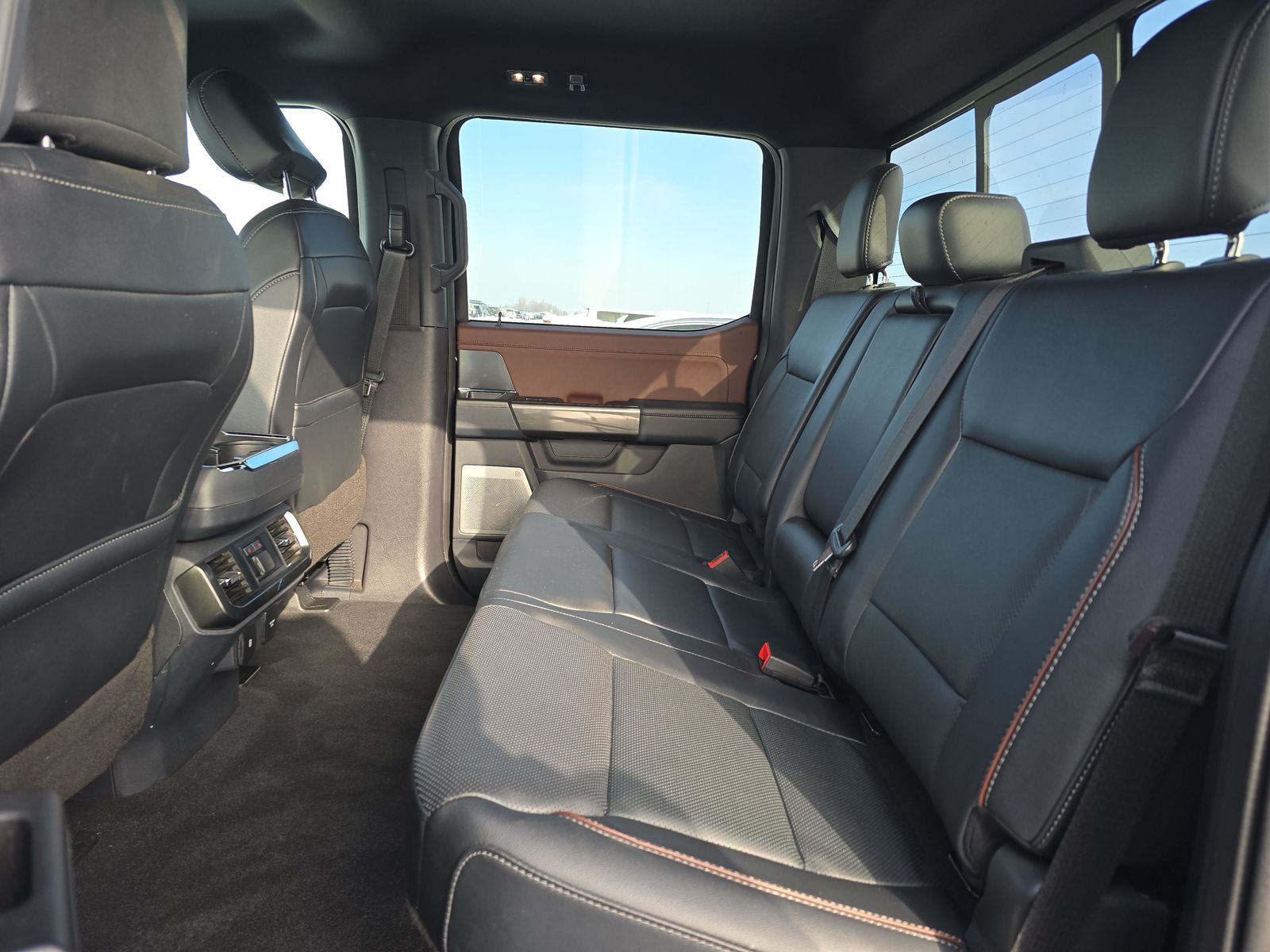 2023 Ford F-150 Hybrid Lariat AWD