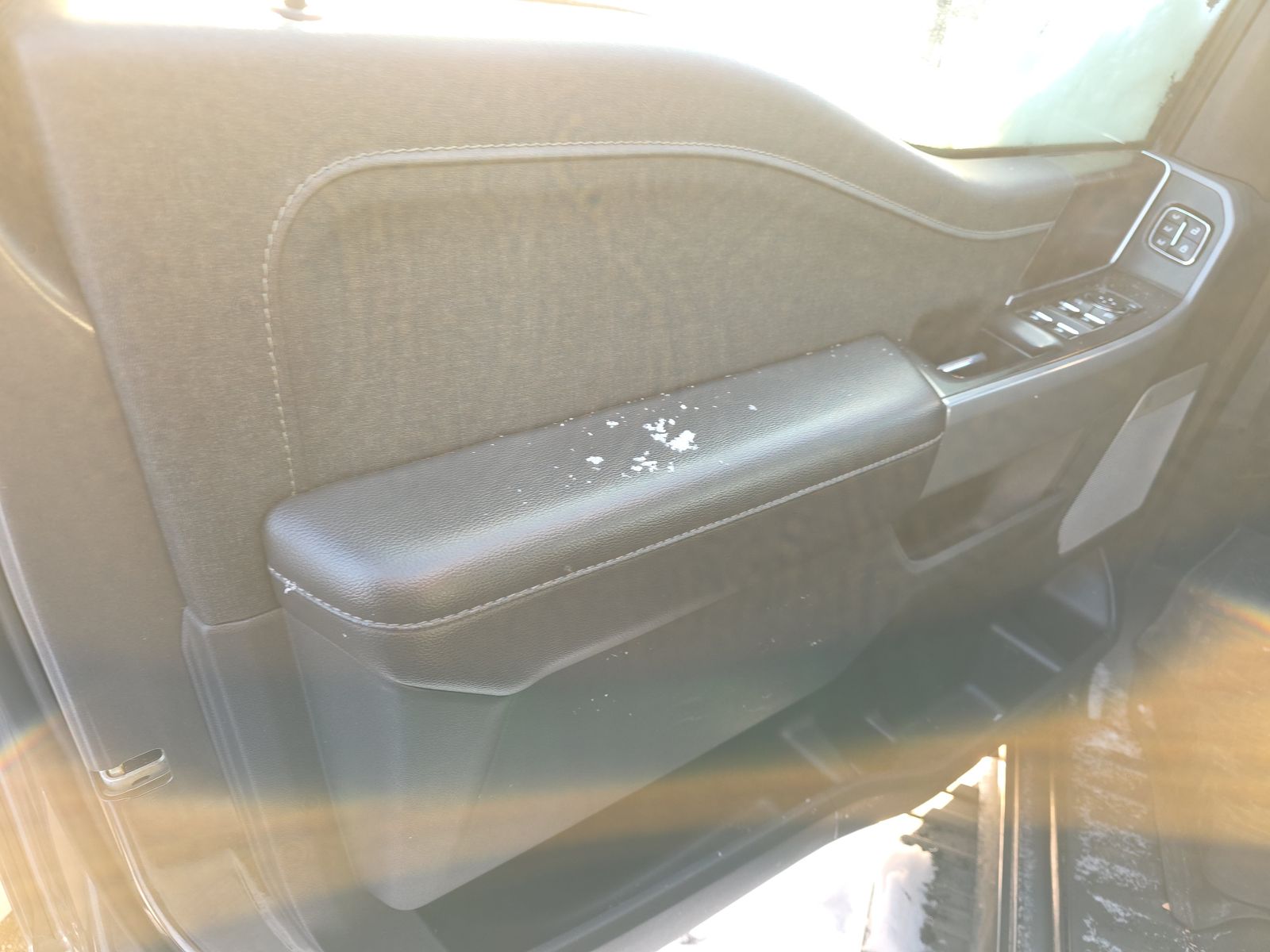 2023 Ford F-150 Lariat AWD