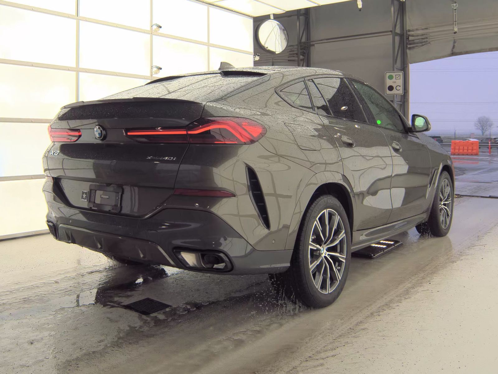 Overall Picture-REAR/RGT REAR