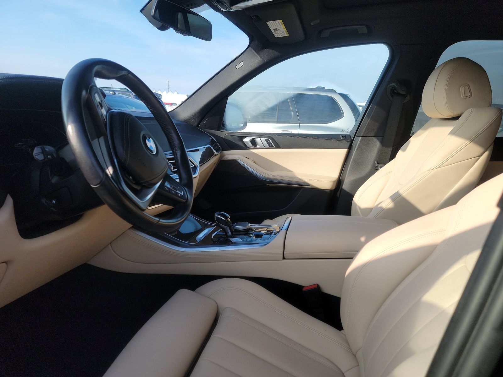 2022 BMW X5 xDrive40i AWD