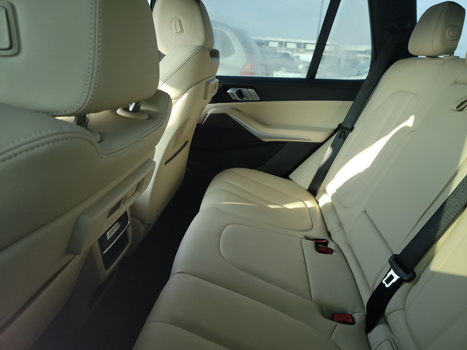 2022 BMW X5 xDrive40i AWD