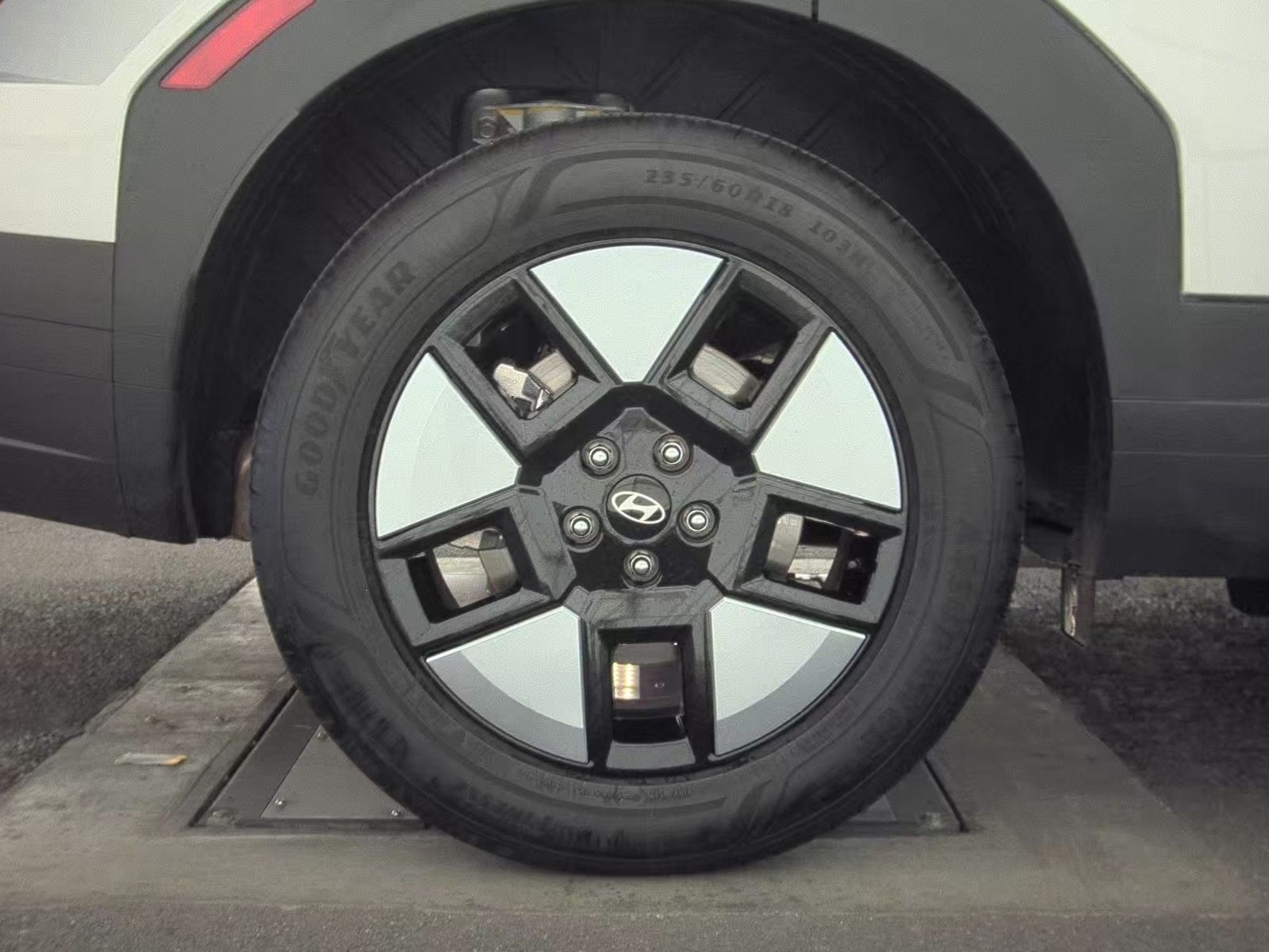 2025 Hyundai Santa Fe Hybrid SEL FWD