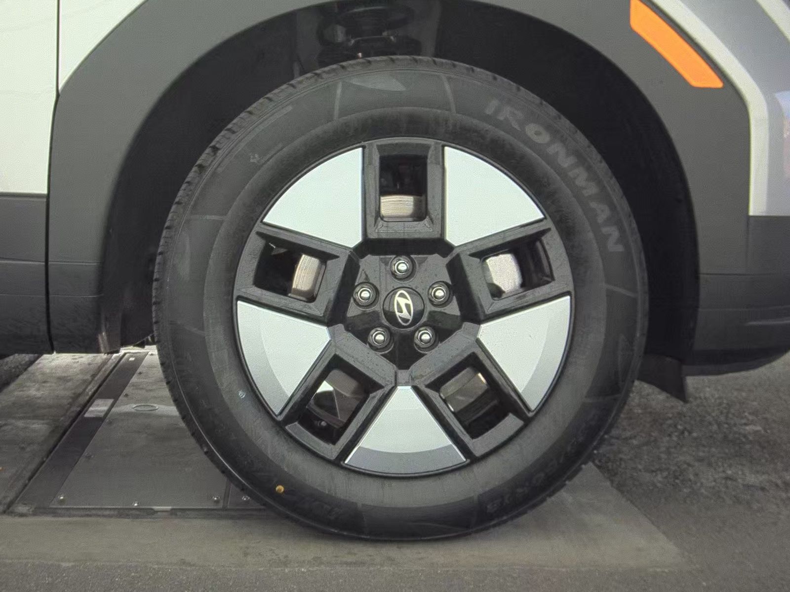 2025 Hyundai Santa Fe Hybrid SEL FWD