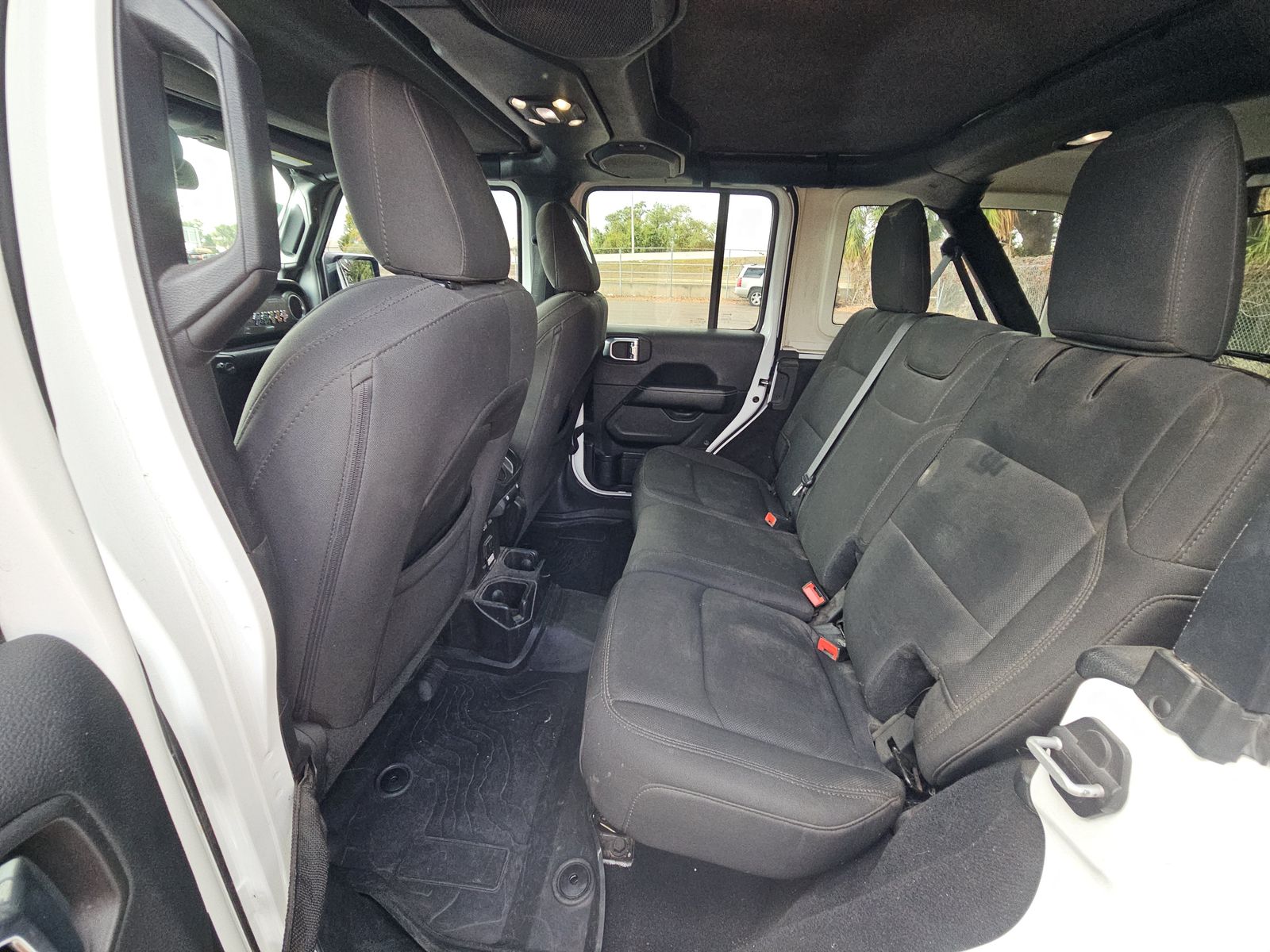 2021 Jeep Wrangler Unlimited Sahara AWD