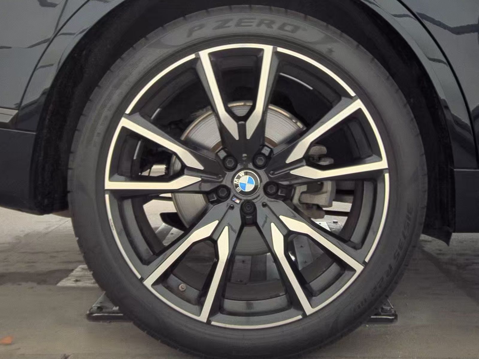 2020 BMW X7 xDrive40i AWD