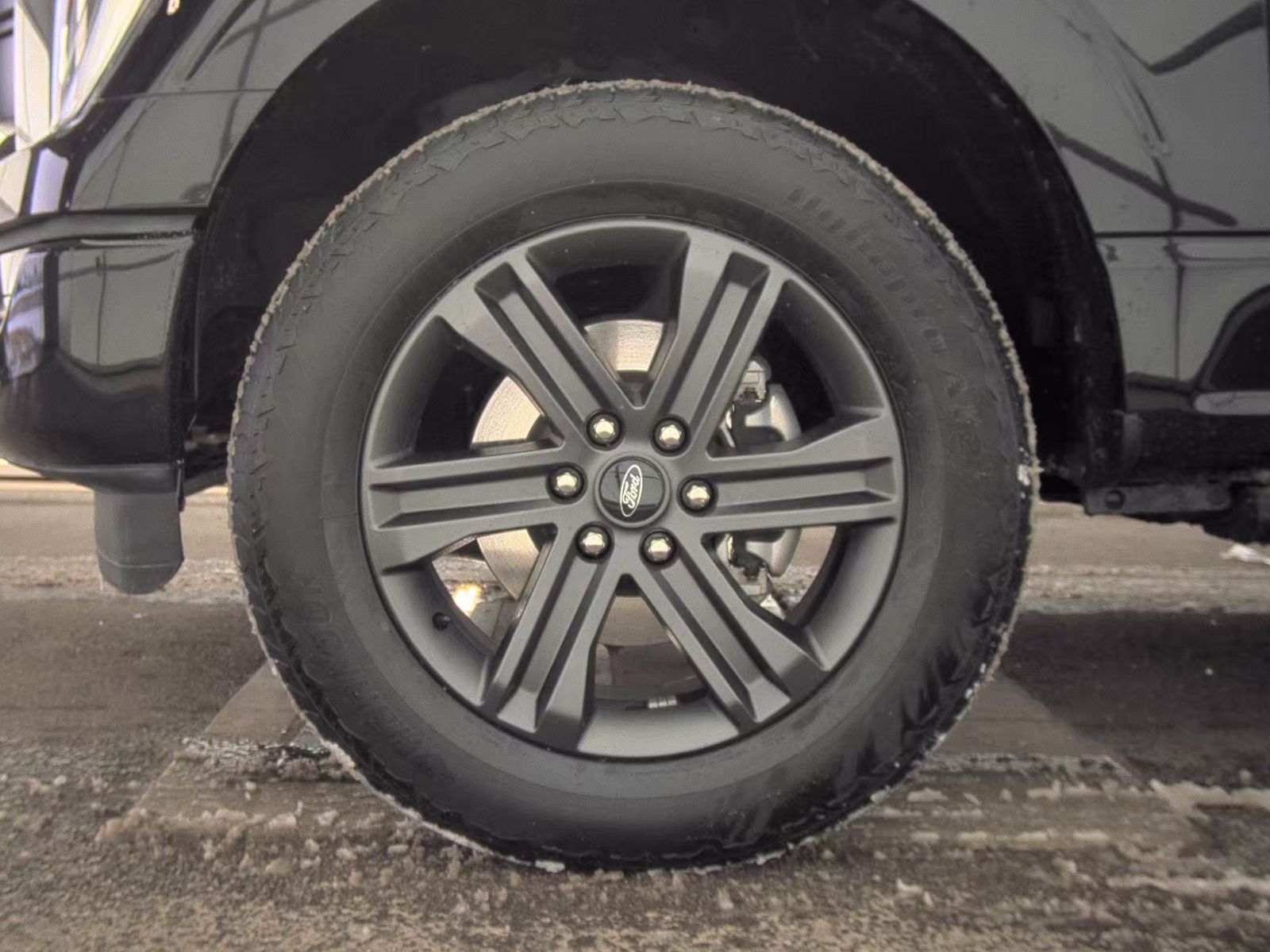 2023 Ford F-150 Hybrid Lariat AWD