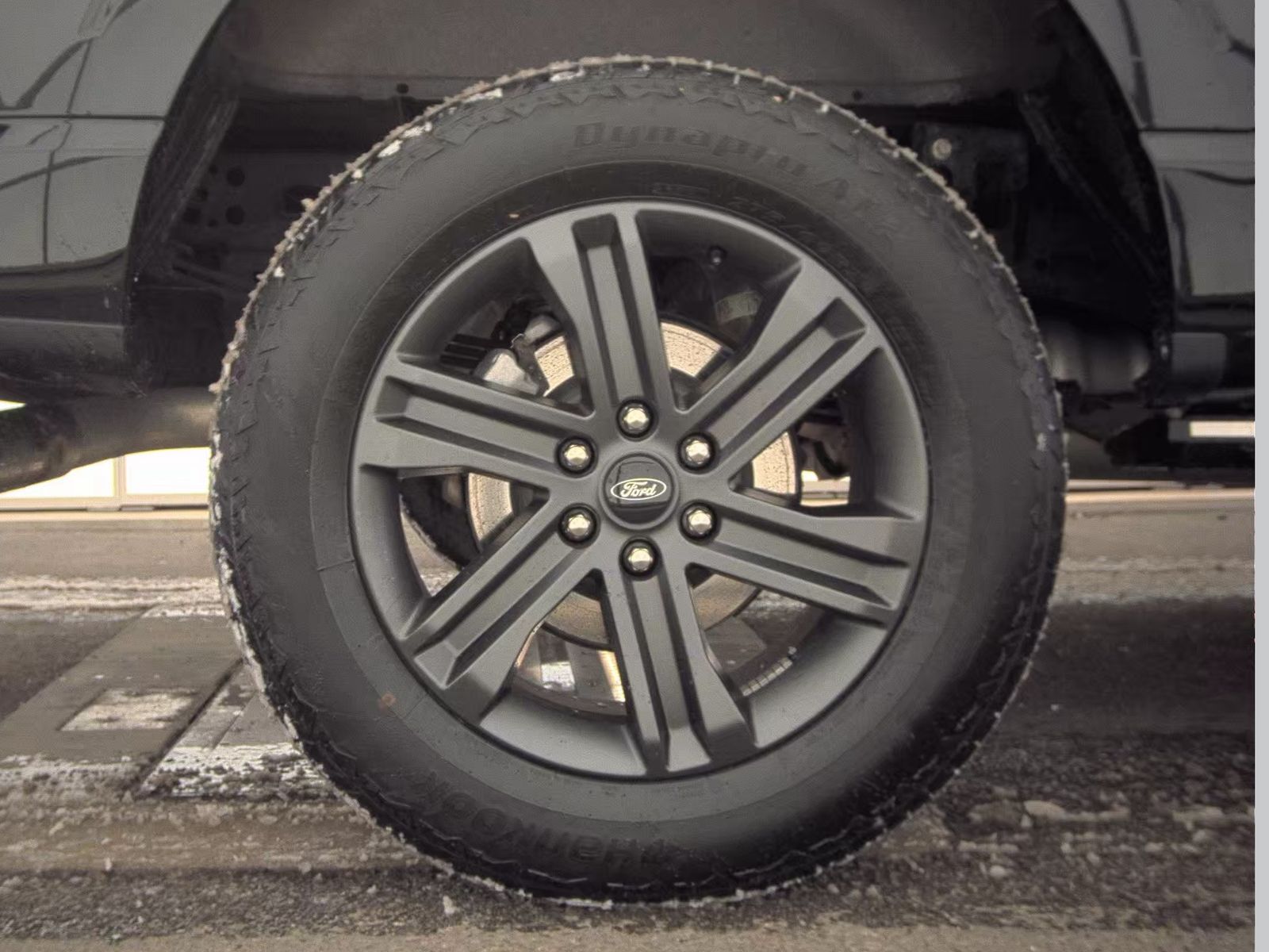 2023 Ford F-150 Hybrid Lariat AWD