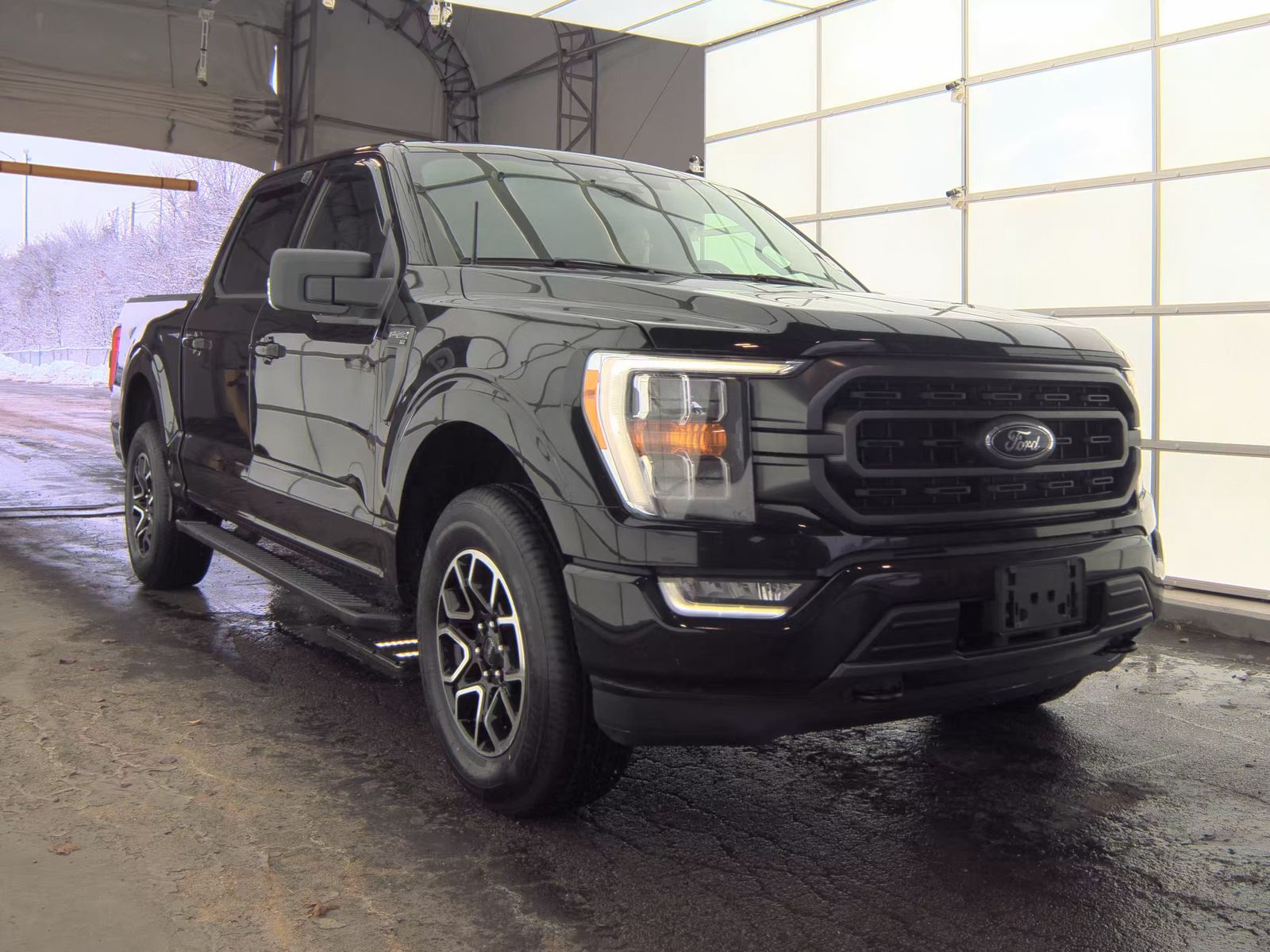 2022 Ford F-150 XLT AWD