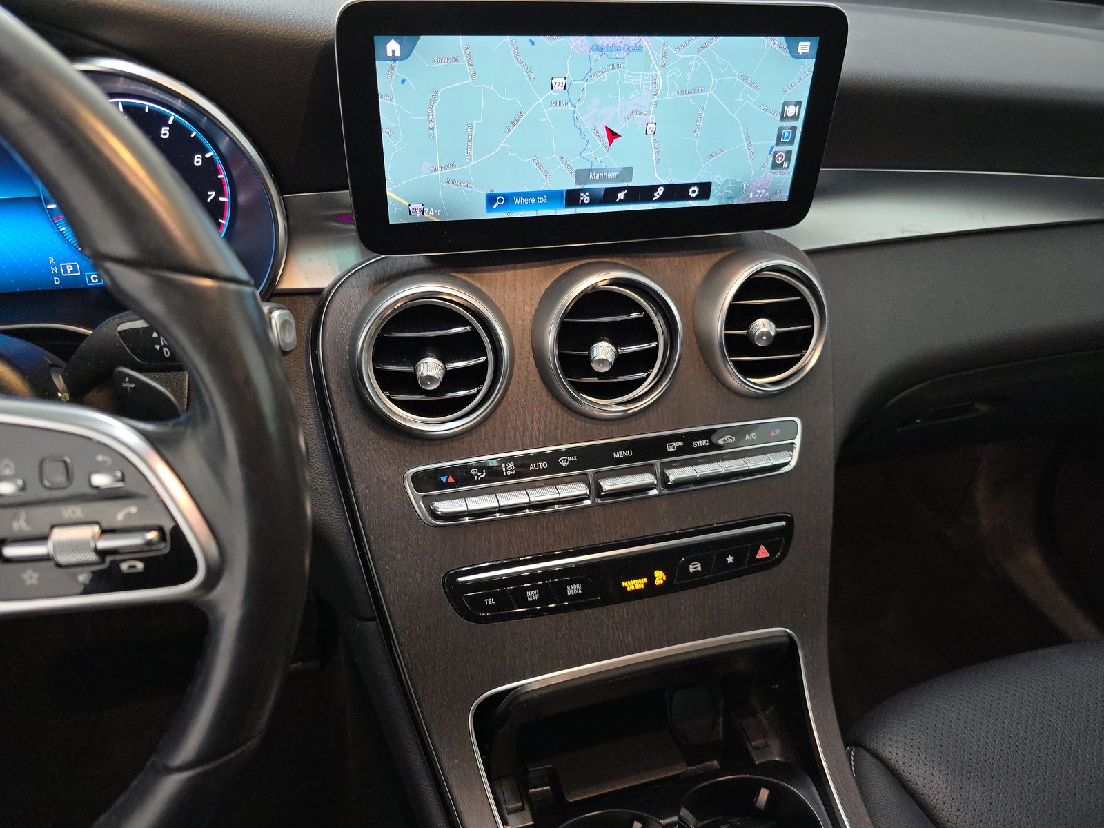 2022 Mercedes-Benz GLC GLC 300 AWD