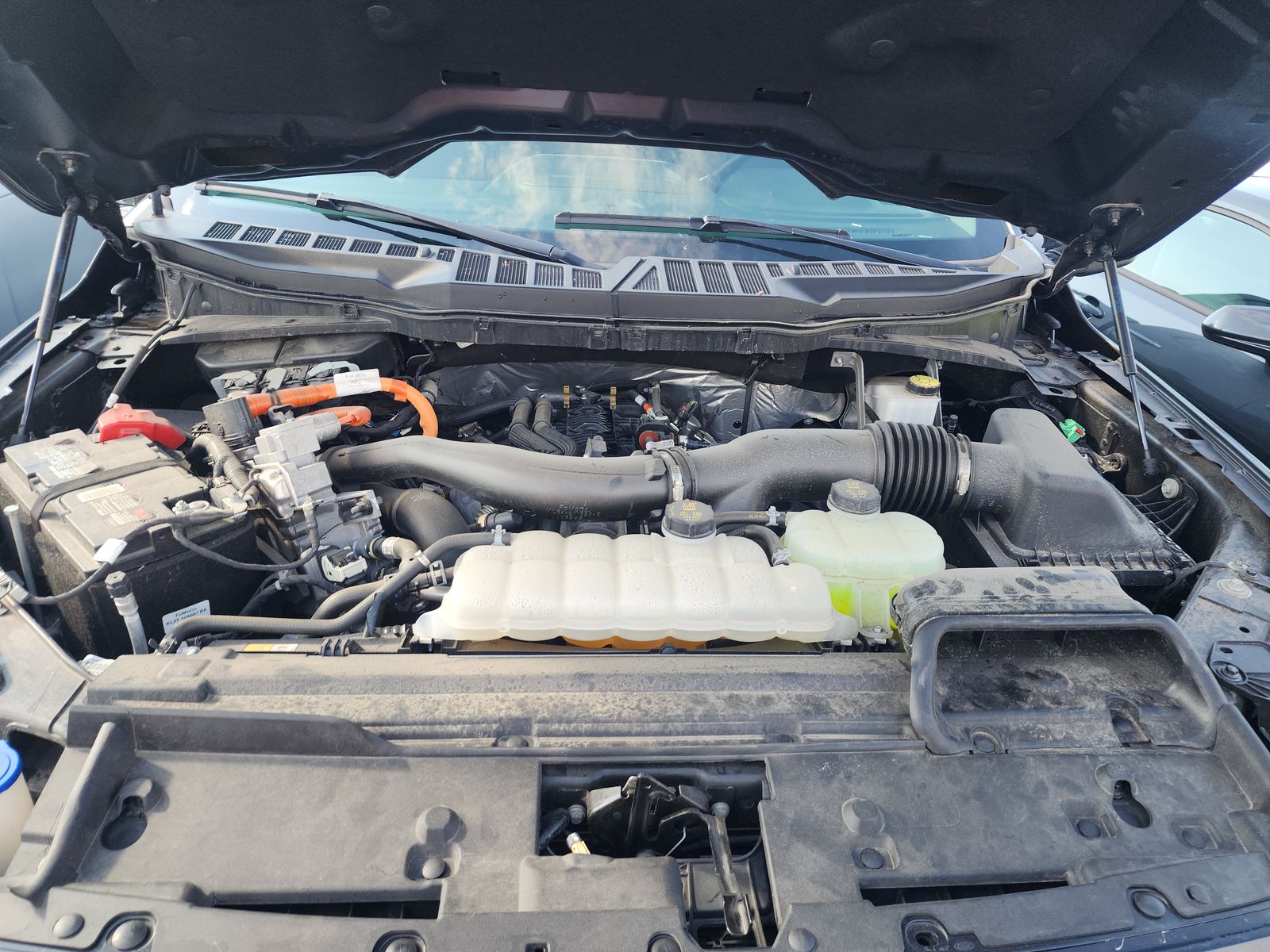 2024 Ford F-150 Hybrid XLT AWD