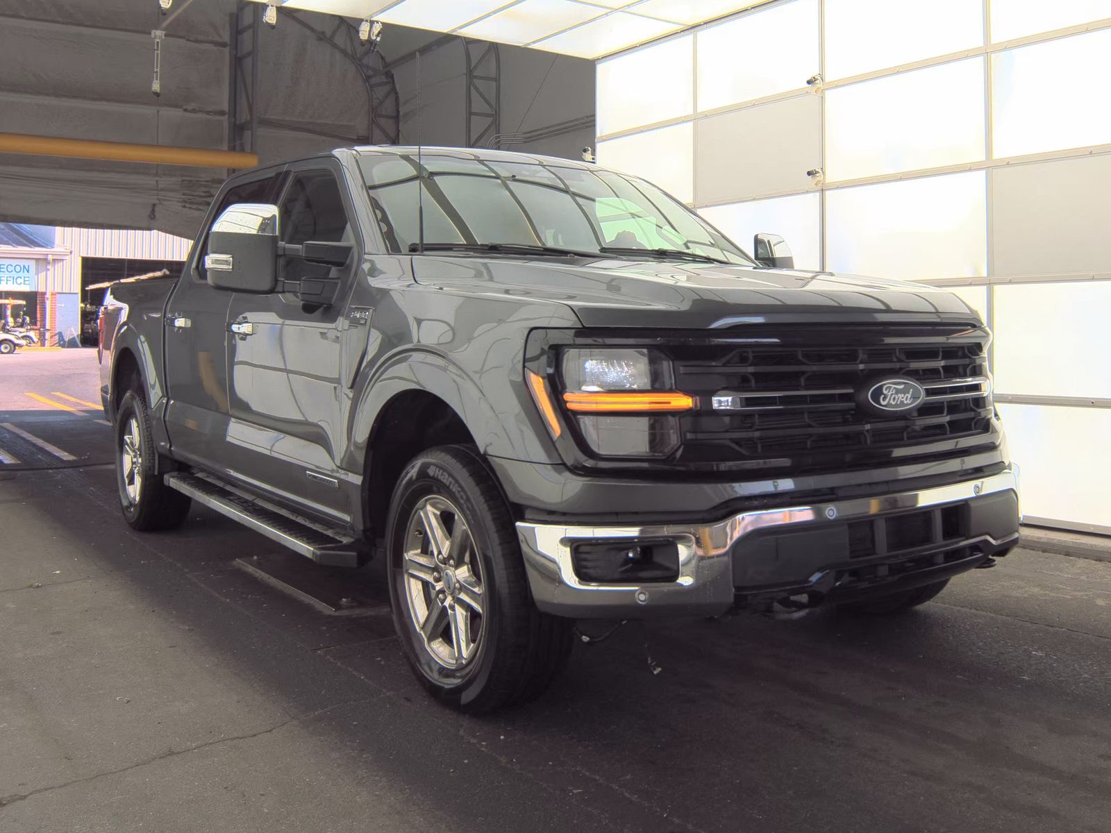 2024 Ford F-150 Hybrid XLT AWD