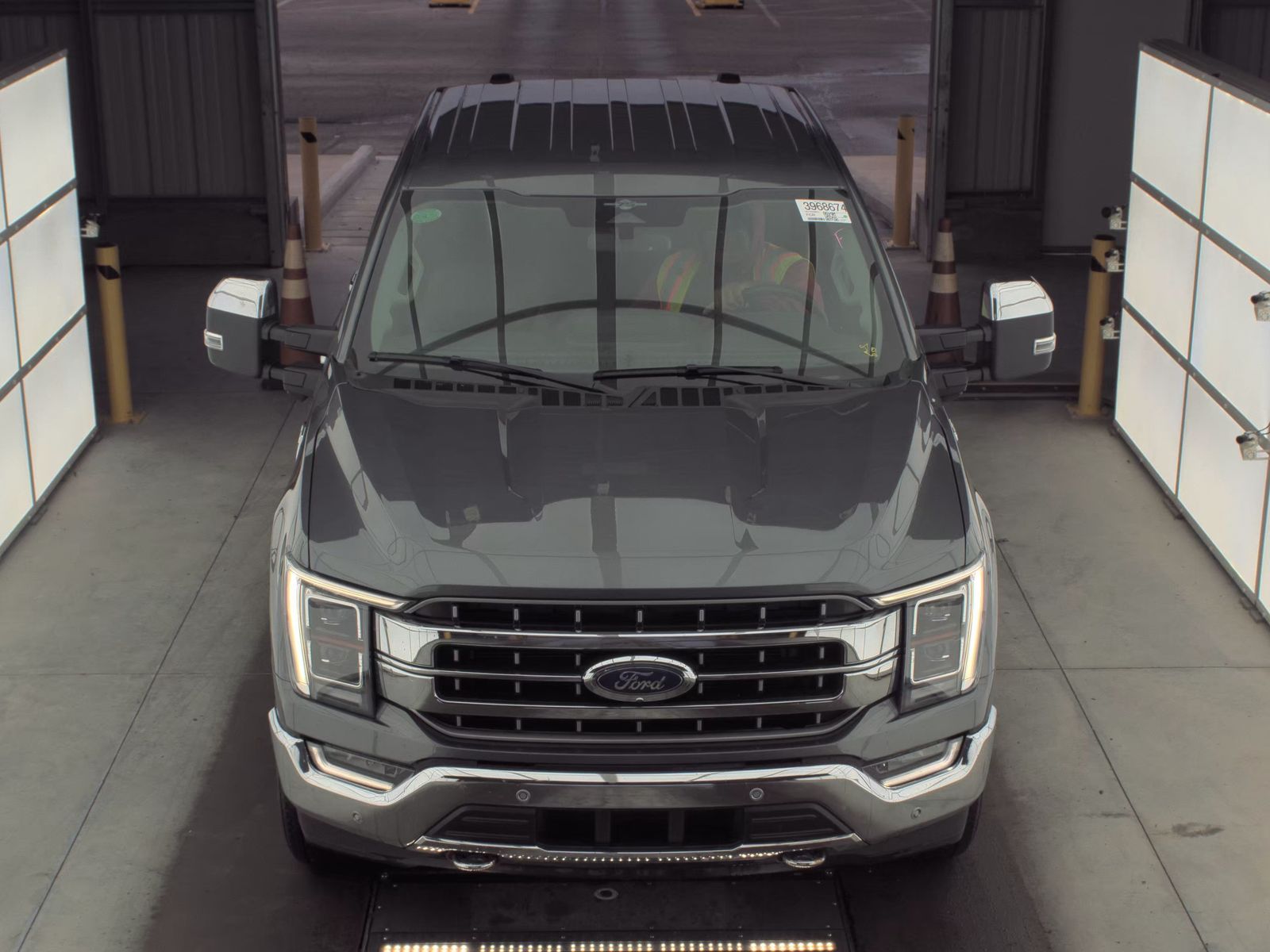 2023 Ford F-150 Lariat AWD