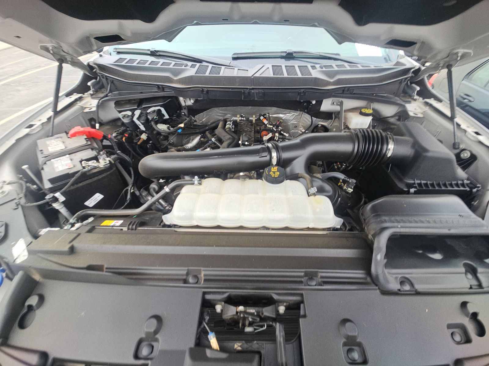 2024 Ford F-150 XLT AWD