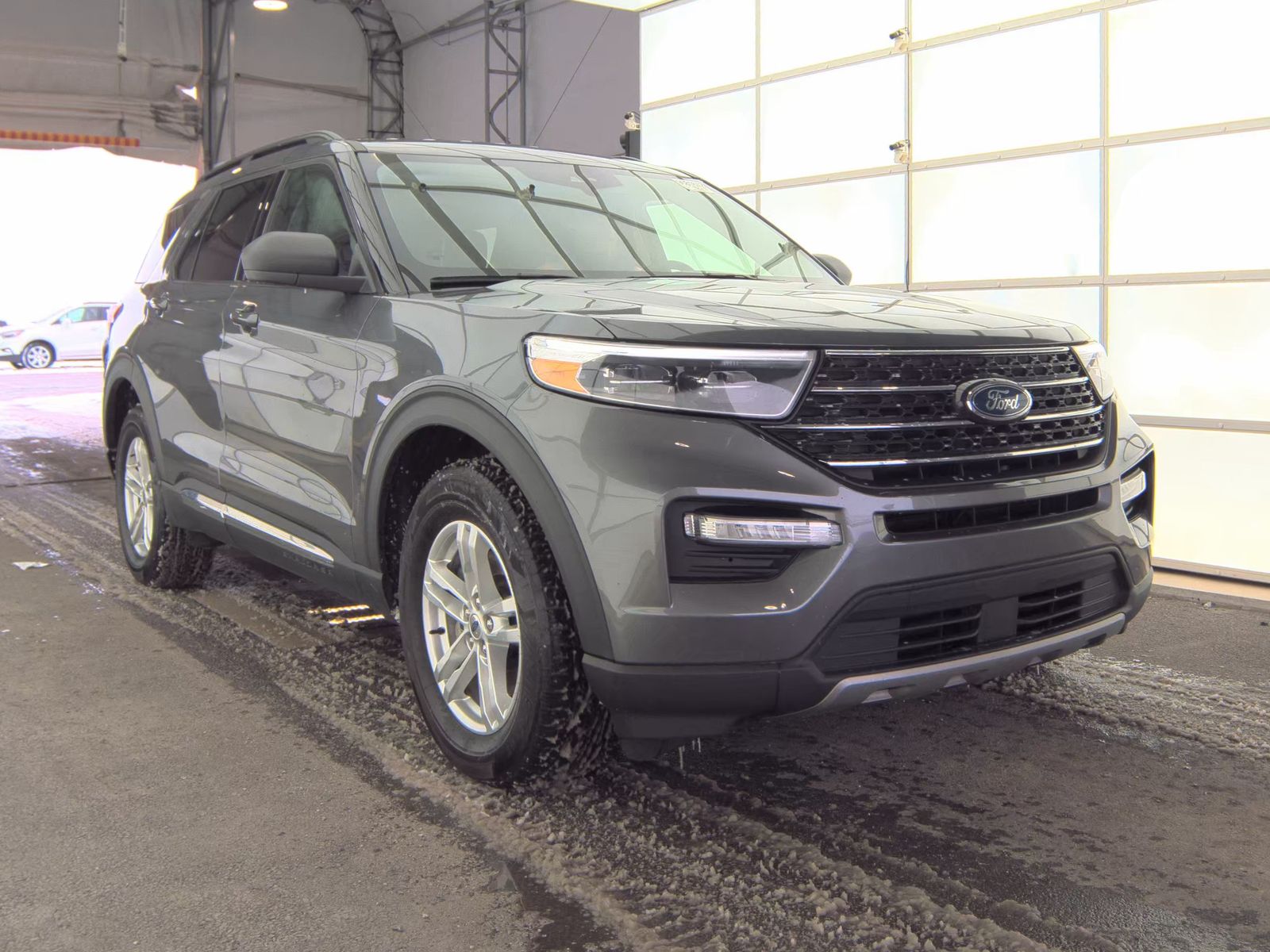 2022 Ford Explorer XLT AWD