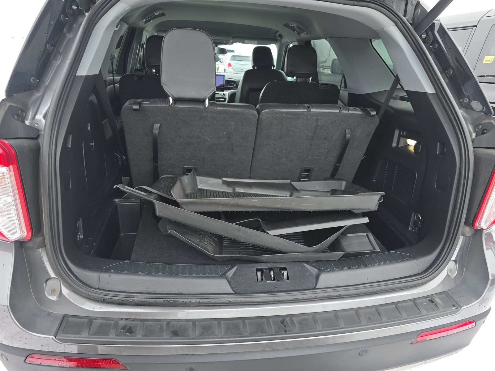 2022 Ford Explorer XLT AWD