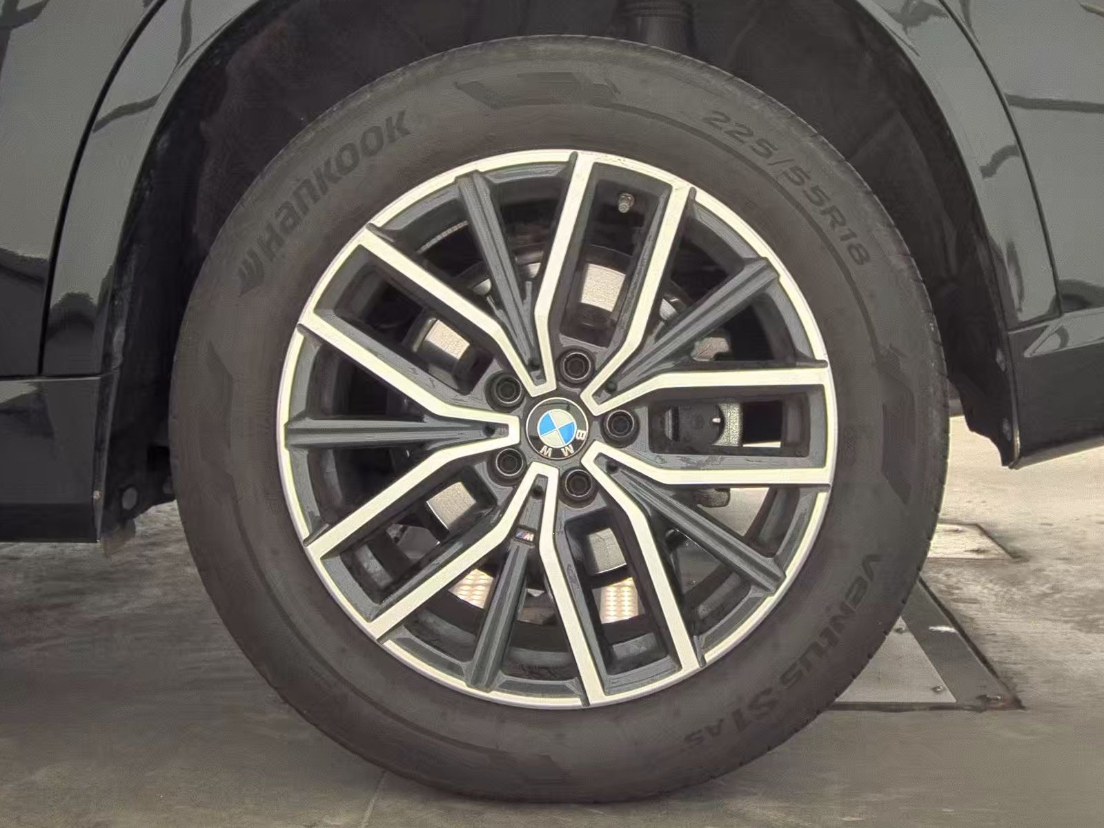 2025 BMW X1 xDrive28i AWD