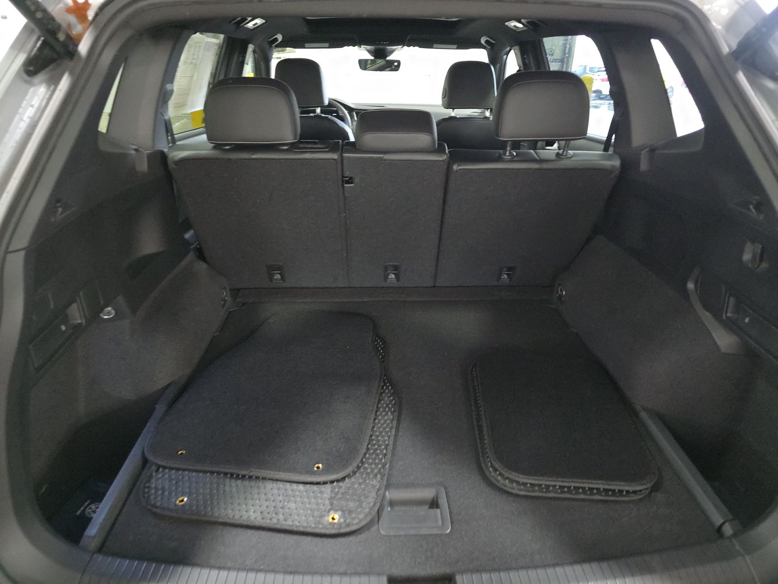 2022 Volkswagen Tiguan 2.0T SE R-Line Black AWD