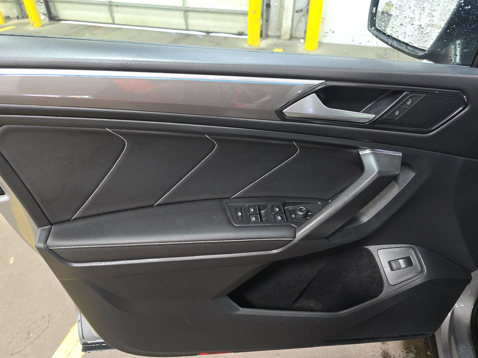 2022 Volkswagen Tiguan 2.0T SE R-Line Black AWD