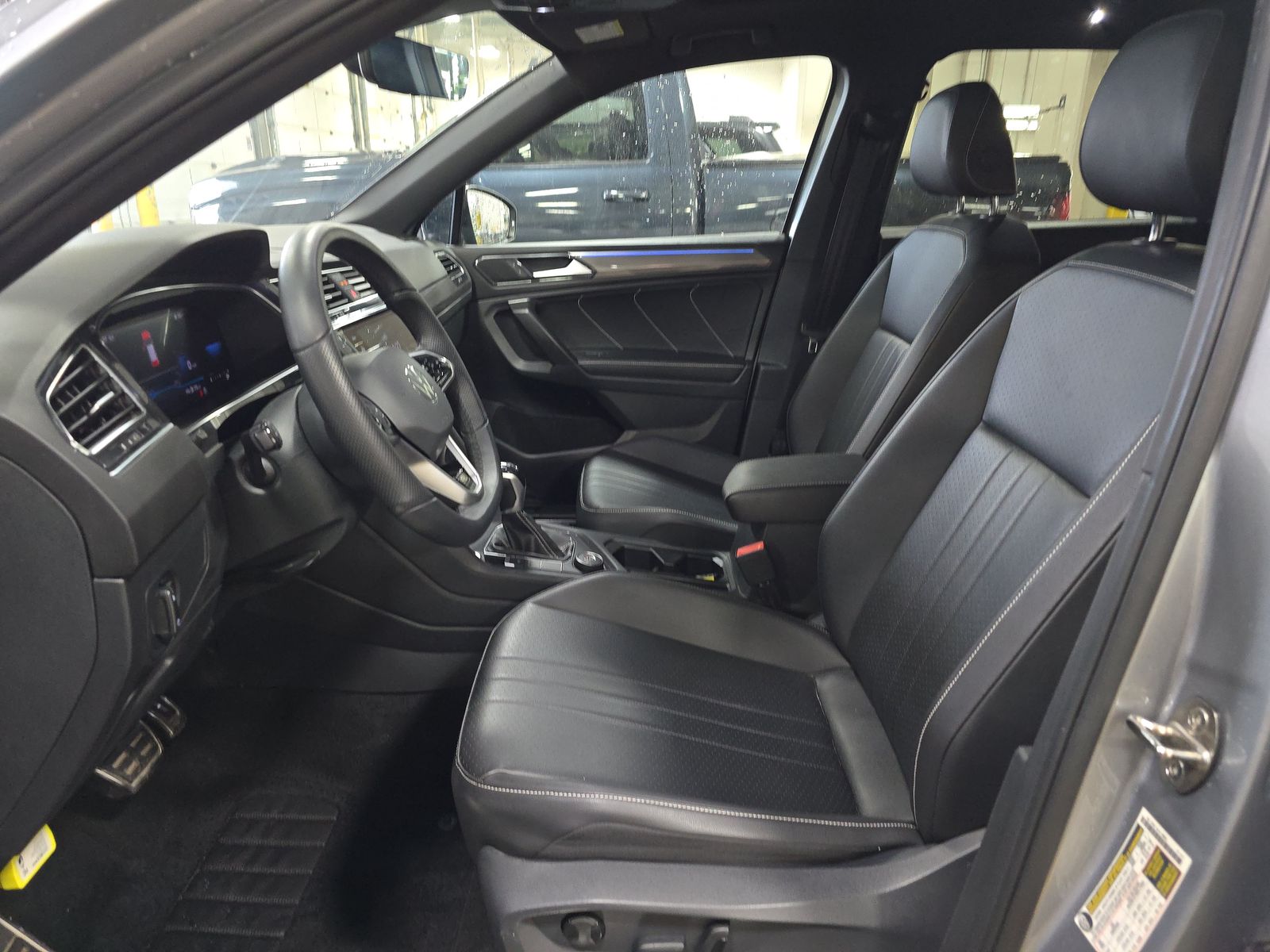 2022 Volkswagen Tiguan 2.0T SE R-Line Black AWD