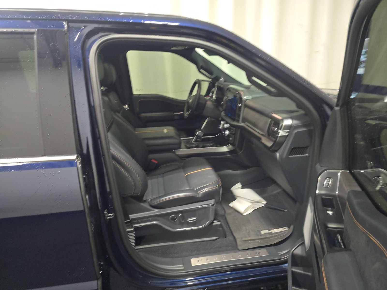 2023 Ford F-150 Platinum AWD