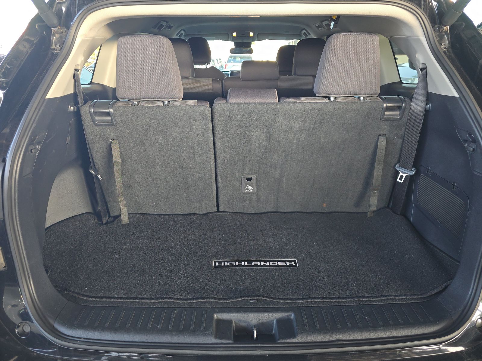 2024 Toyota Highlander LE AWD