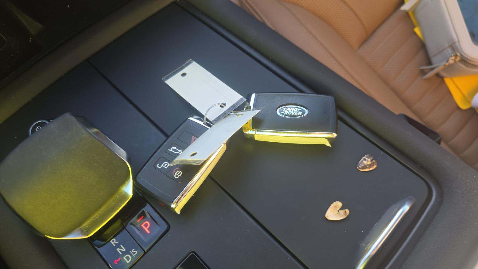 2023 Land Rover Discovery R-Dynamic HSE AWD